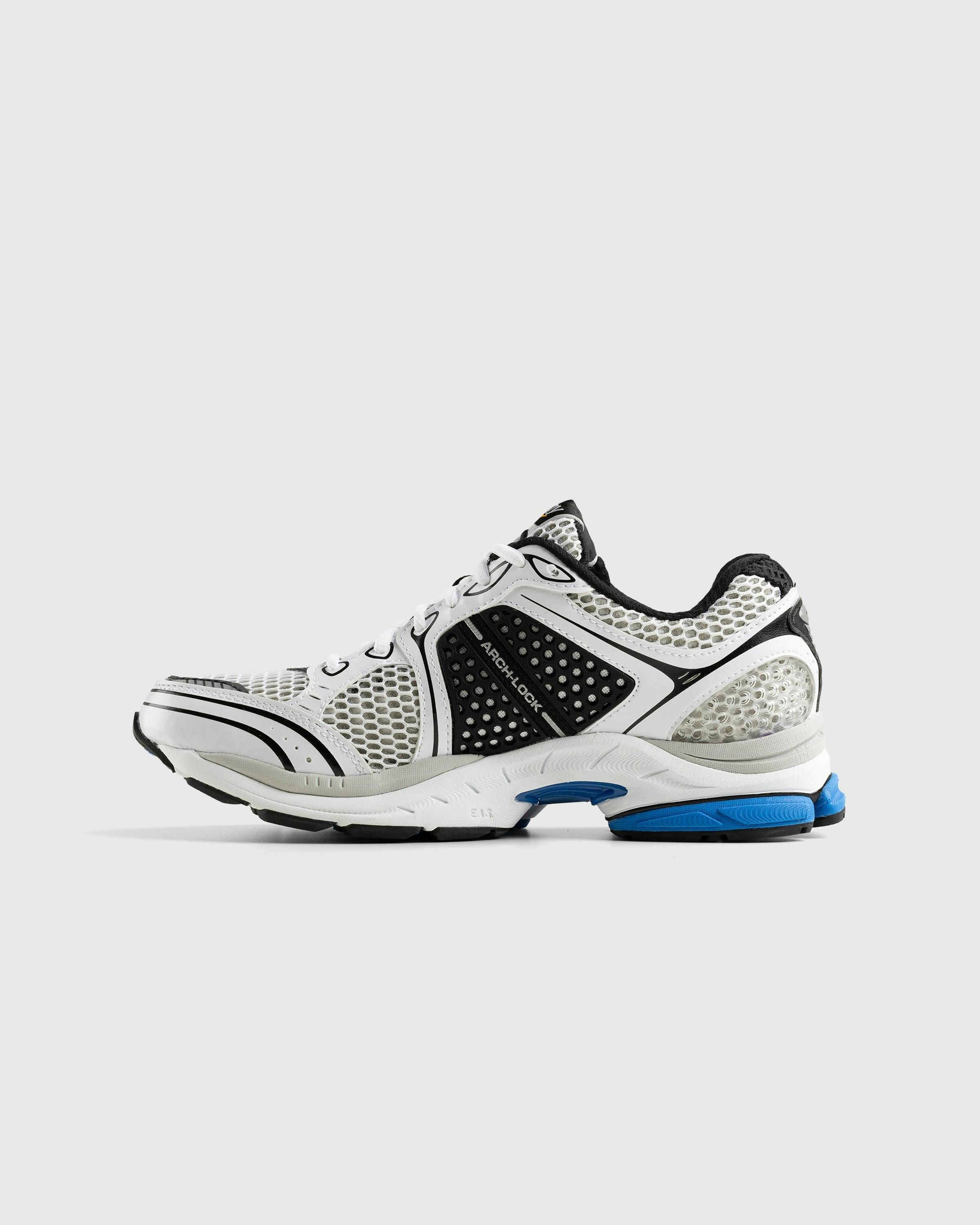 Saucony - Progrid Triumph 4 White - Footwear - White - Image 2