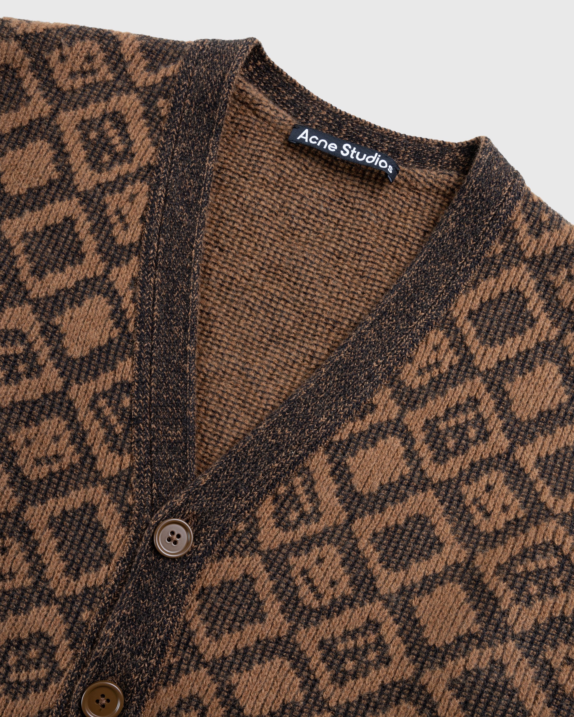 Acne Studios - face Tiles Cardigan Toffee Brown - Clothing - Brown - Image 5