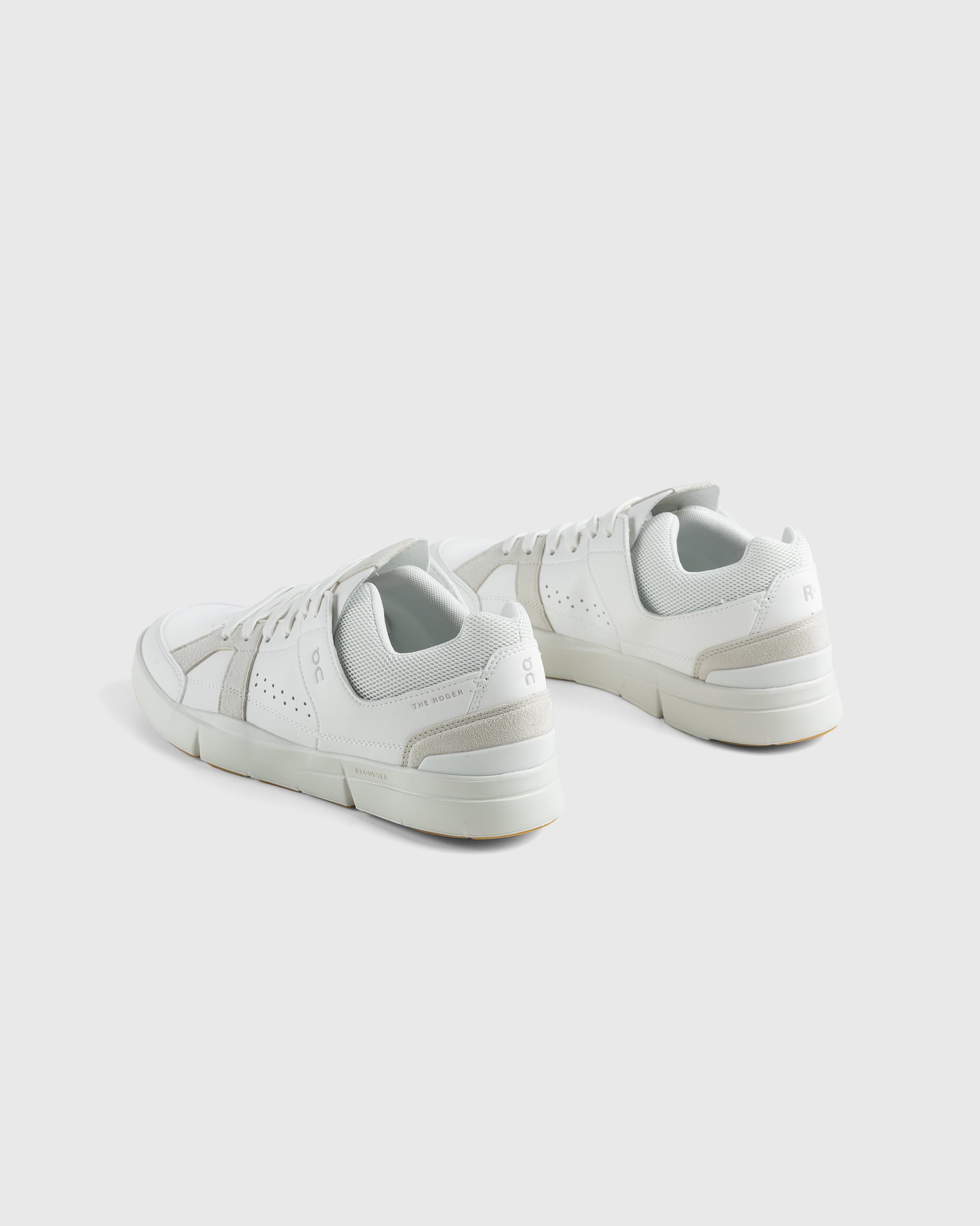 On - The Roger Clubhouse White/Sand - Footwear - White - Image 4