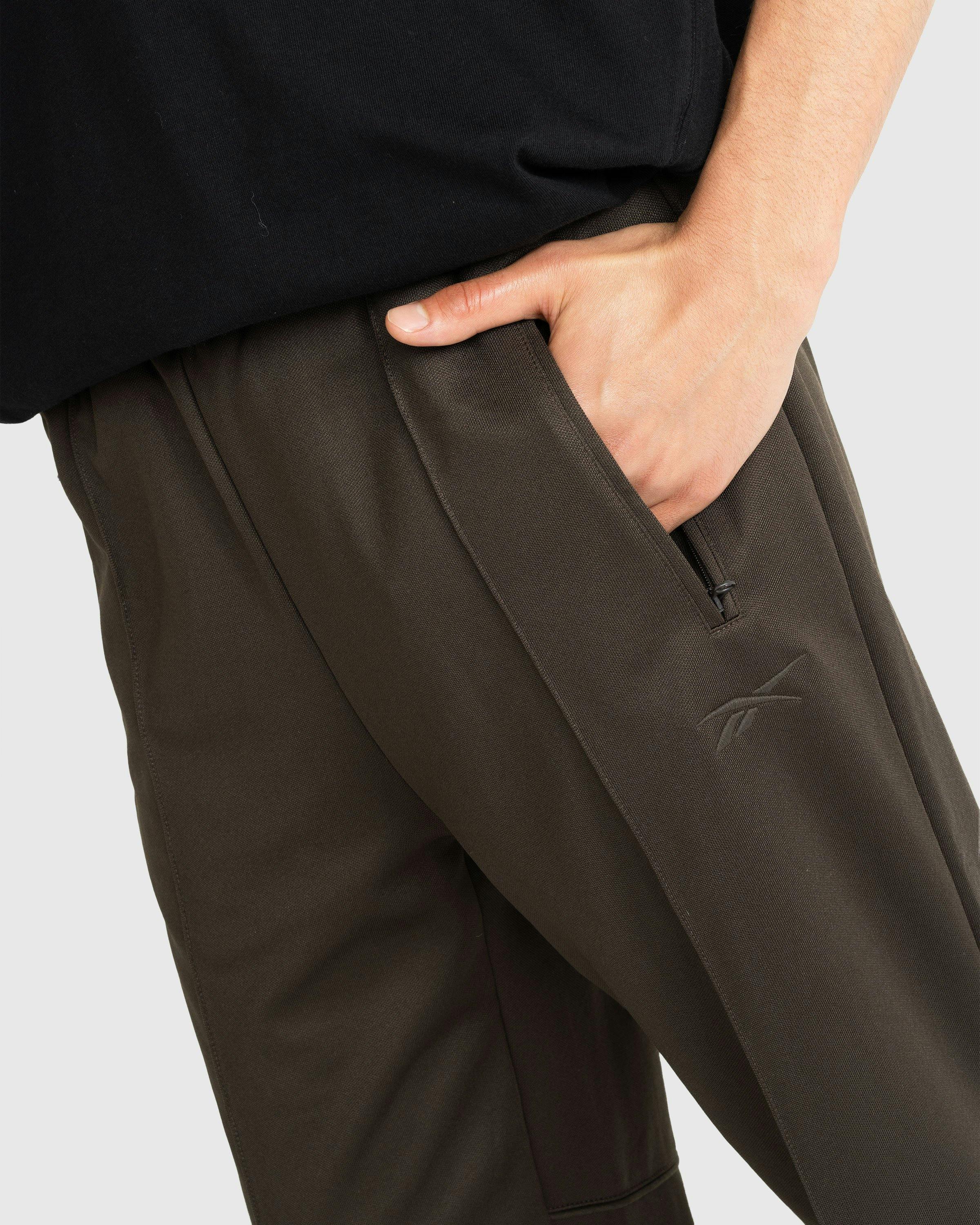 Men's Black Polyester Solid Trackpant