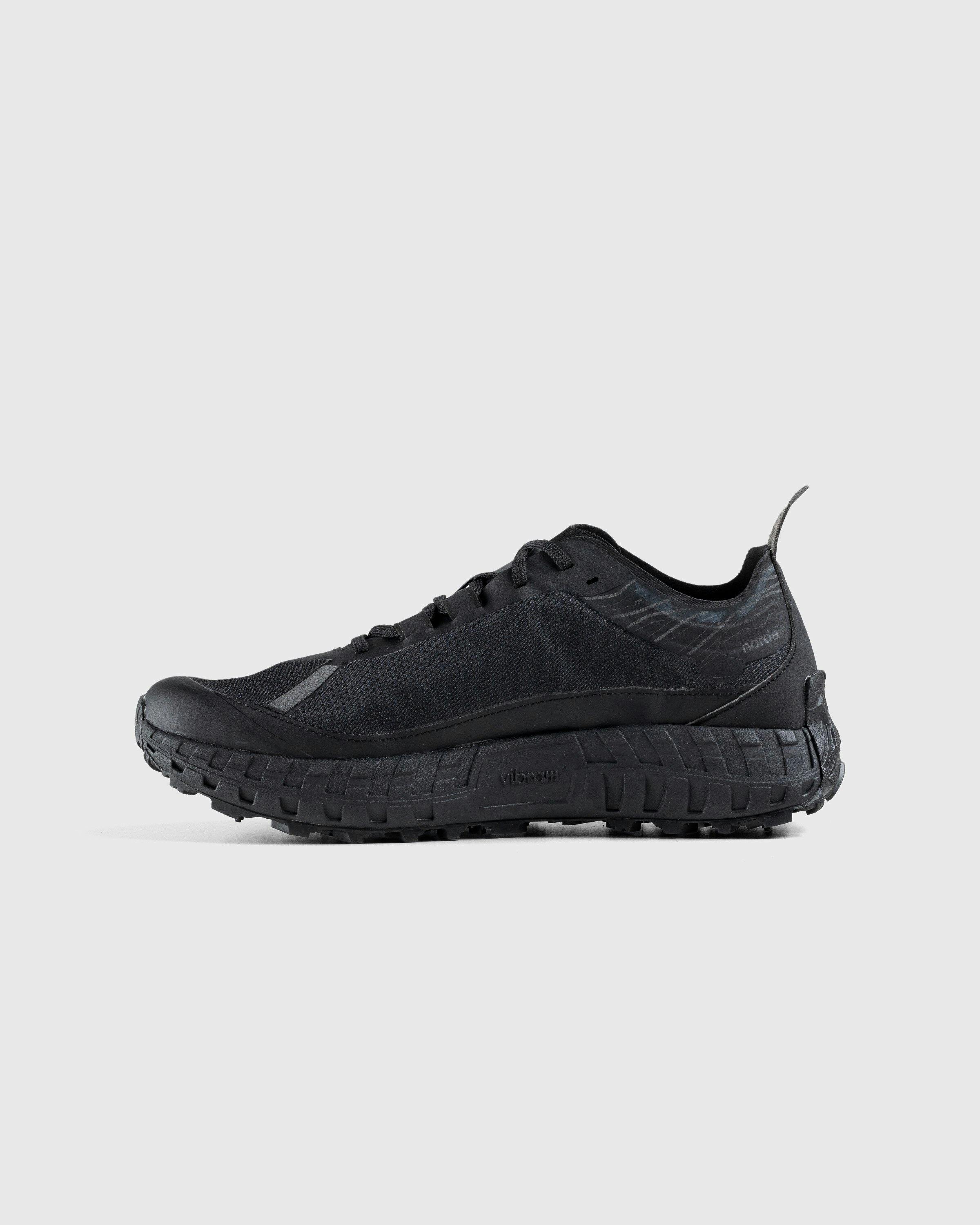 Norda - 001 M Stealth Black - Footwear - Black - Image 2