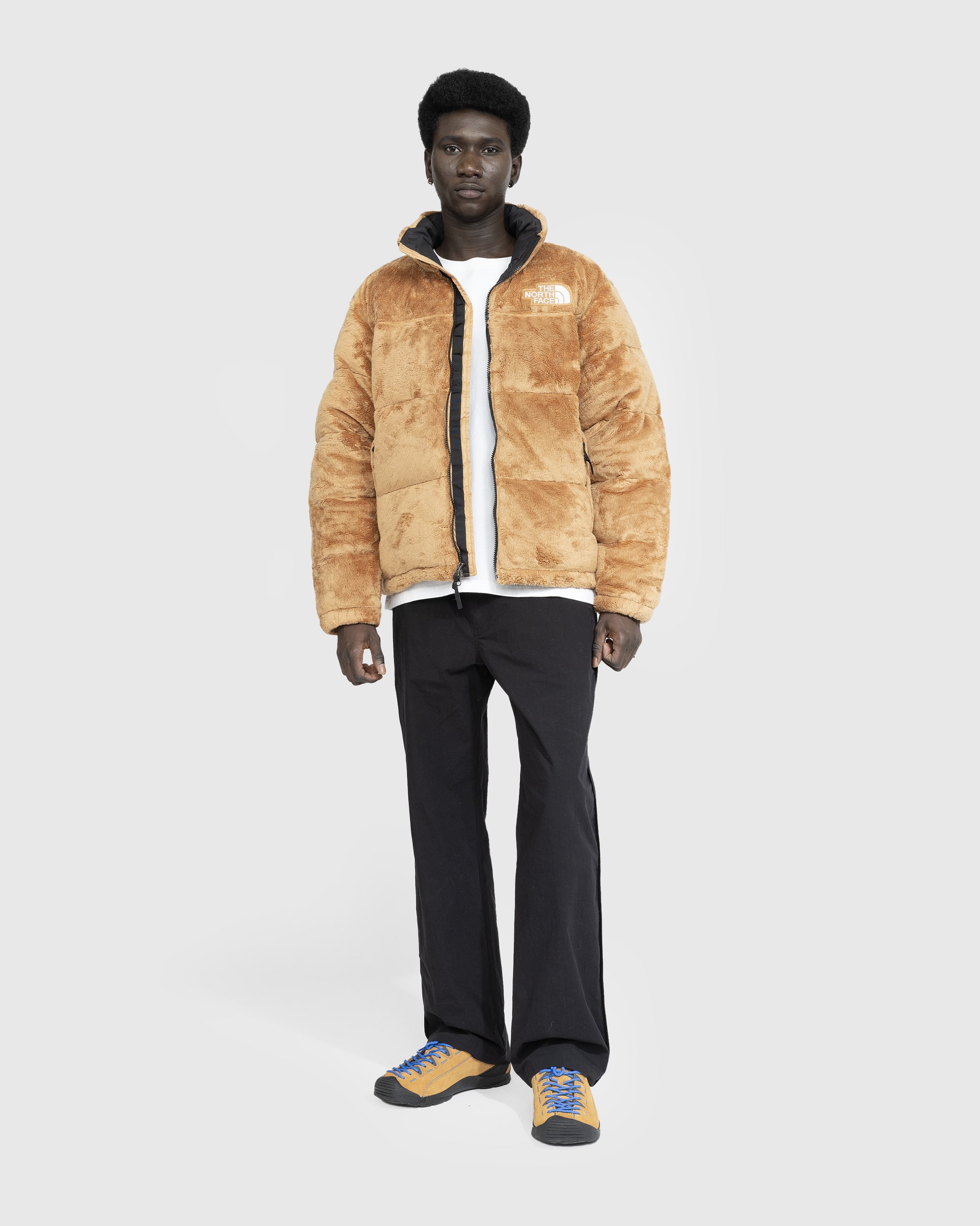The North Face - Versa Velour Nuptse Jacket Beige - Clothing - Beige - Image 3