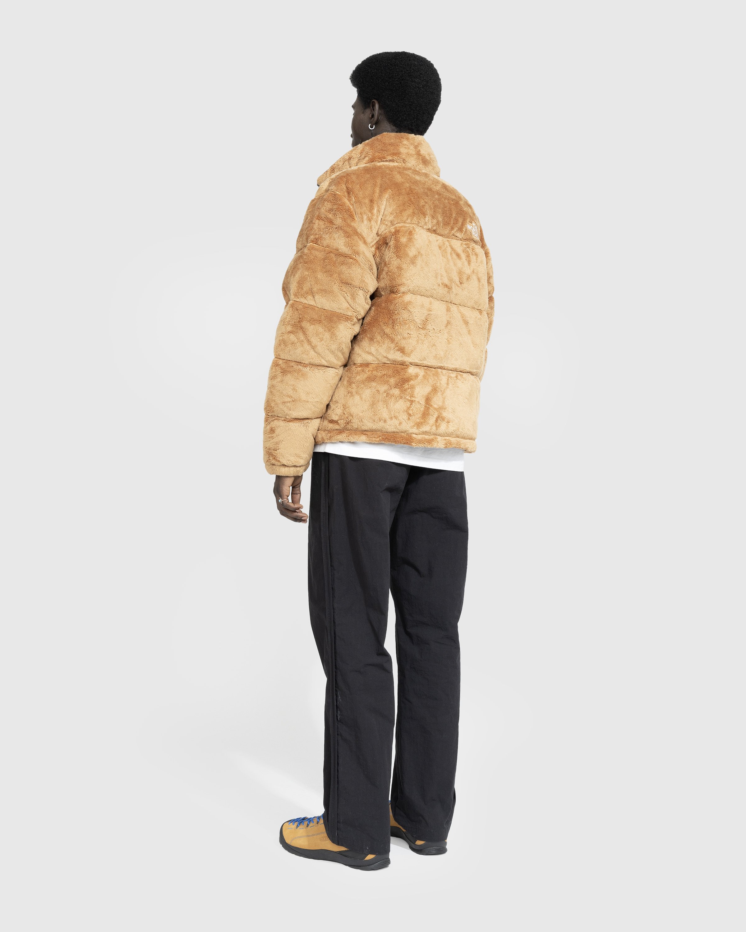 The North Face - Versa Velour Nuptse Jacket Beige - Clothing - Beige - Image 4