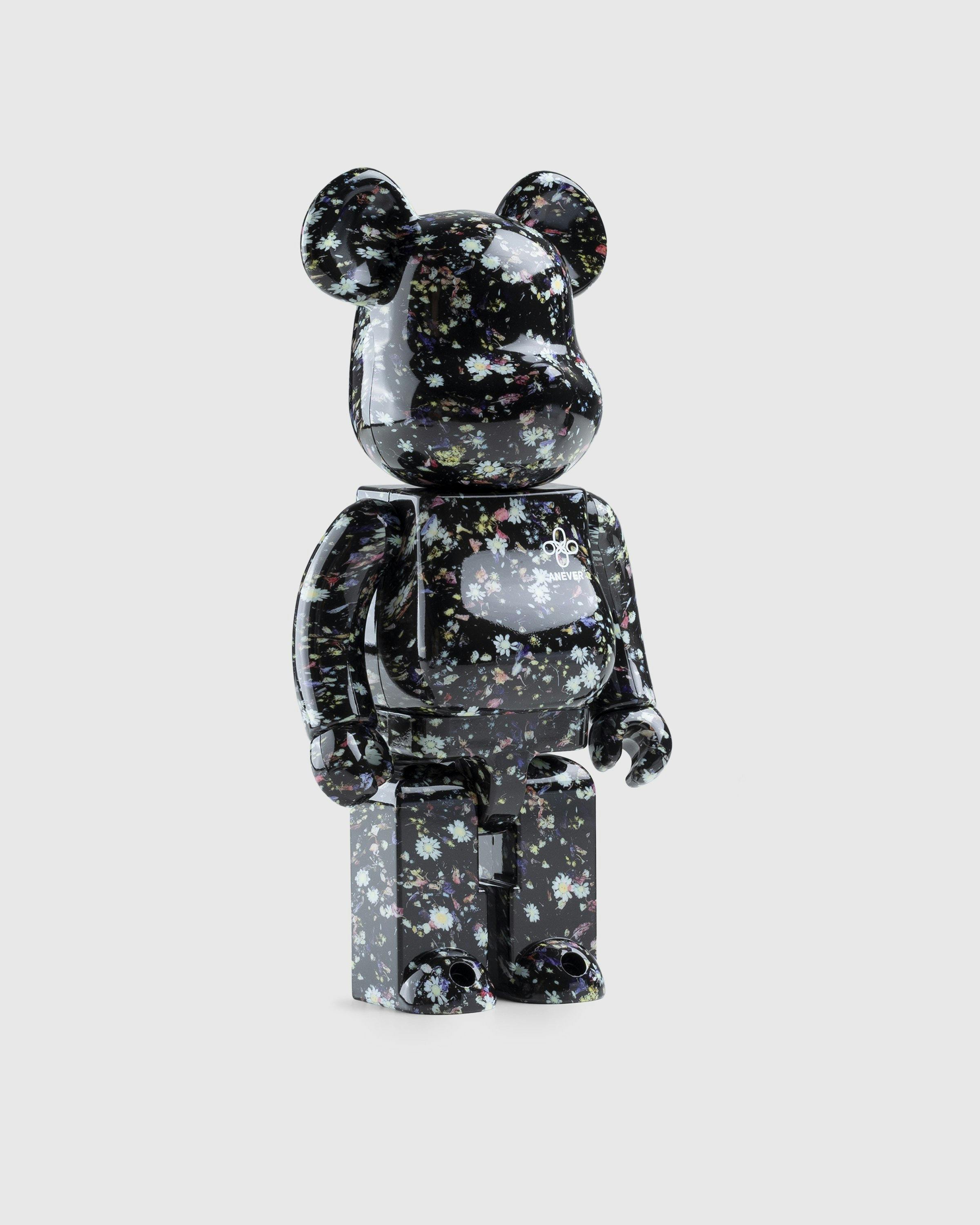 Medicom - Be@rbrick Anever 1000% Black - Lifestyle - Black - Image 3