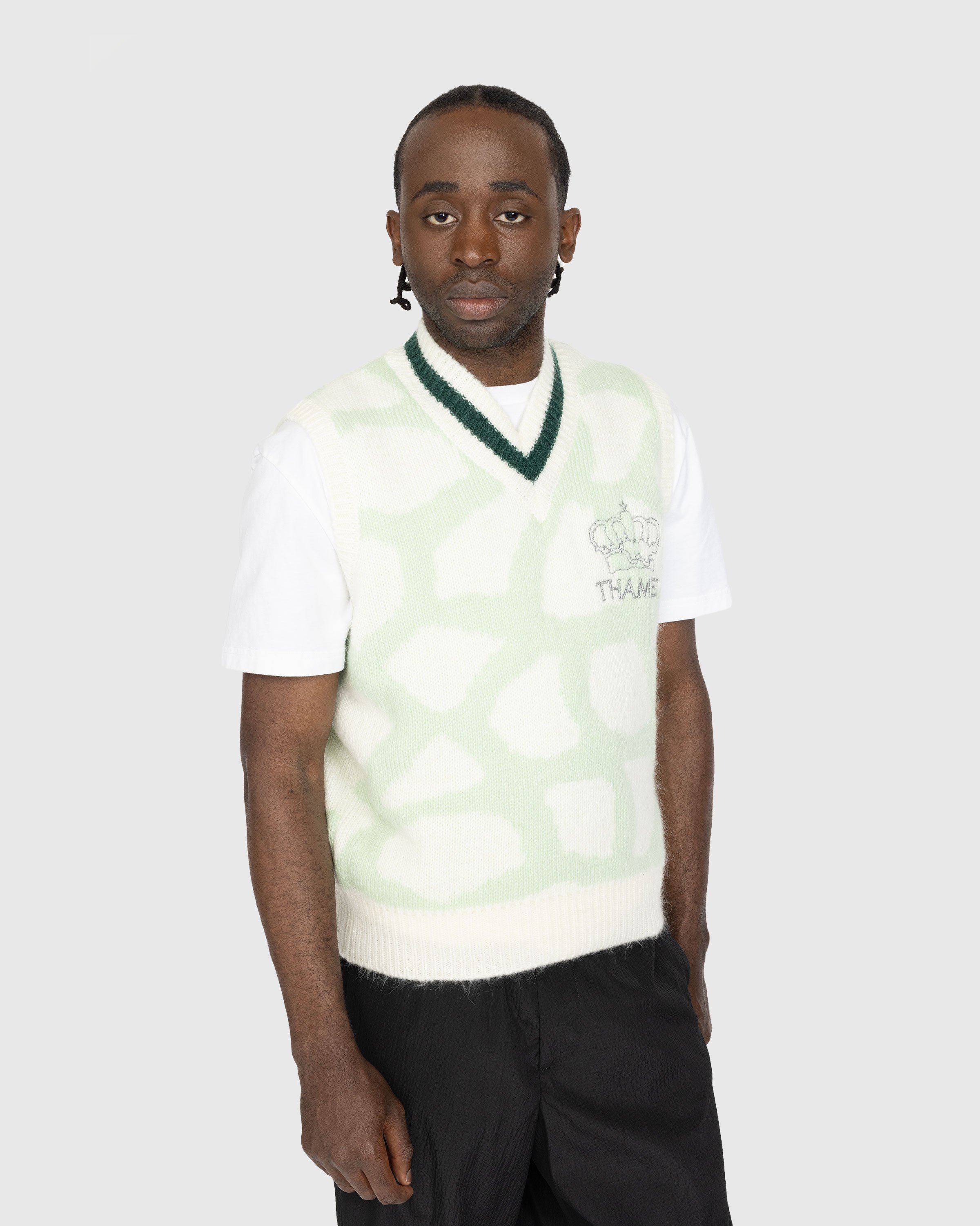 THAMES MMXX. - Herbivore Vest Creme - Clothing - Beige - Image 2