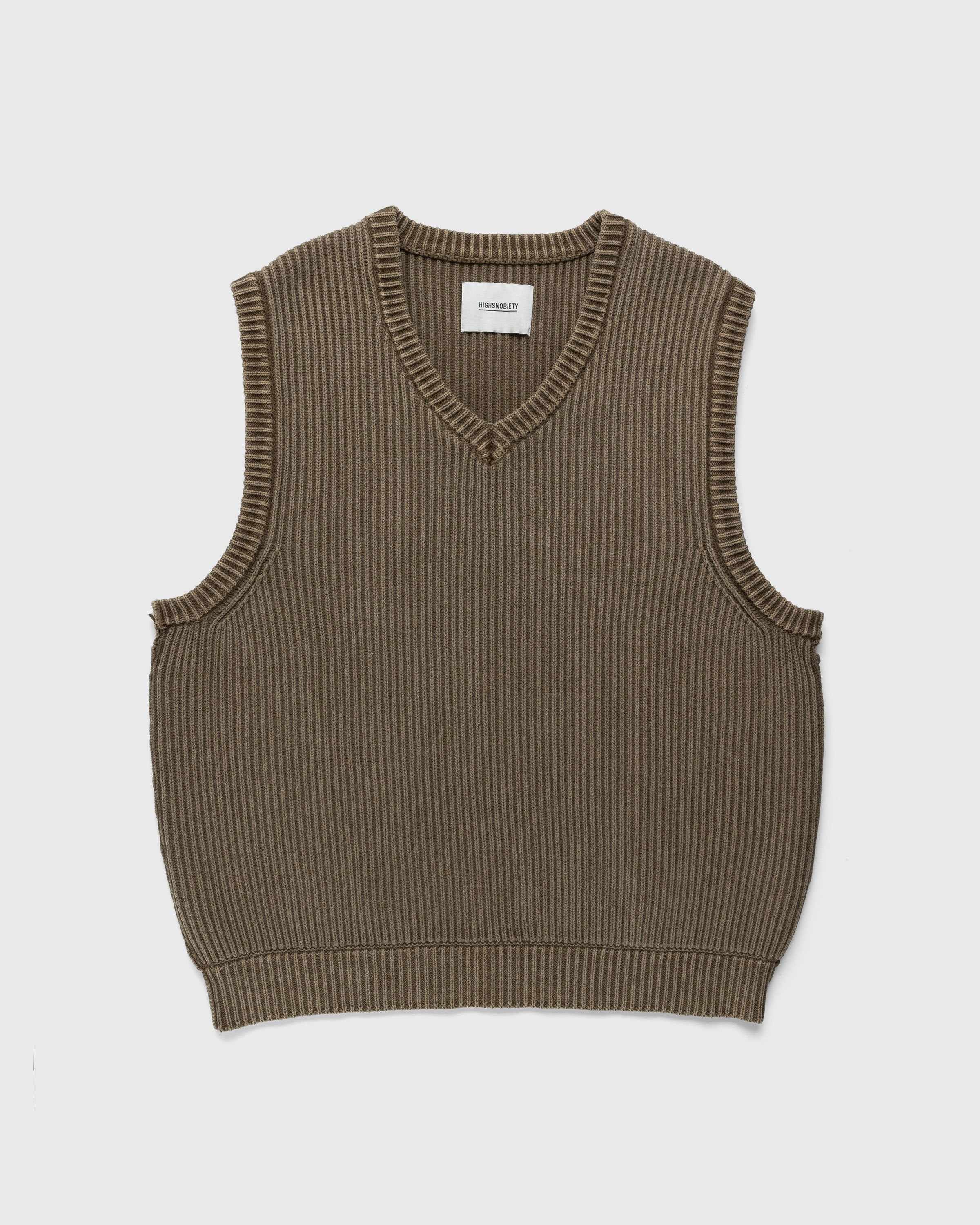 Highsnobiety - Pigment Dyed Loose Knit Sweater Vest Brown - Gilets - Brown - Image 1