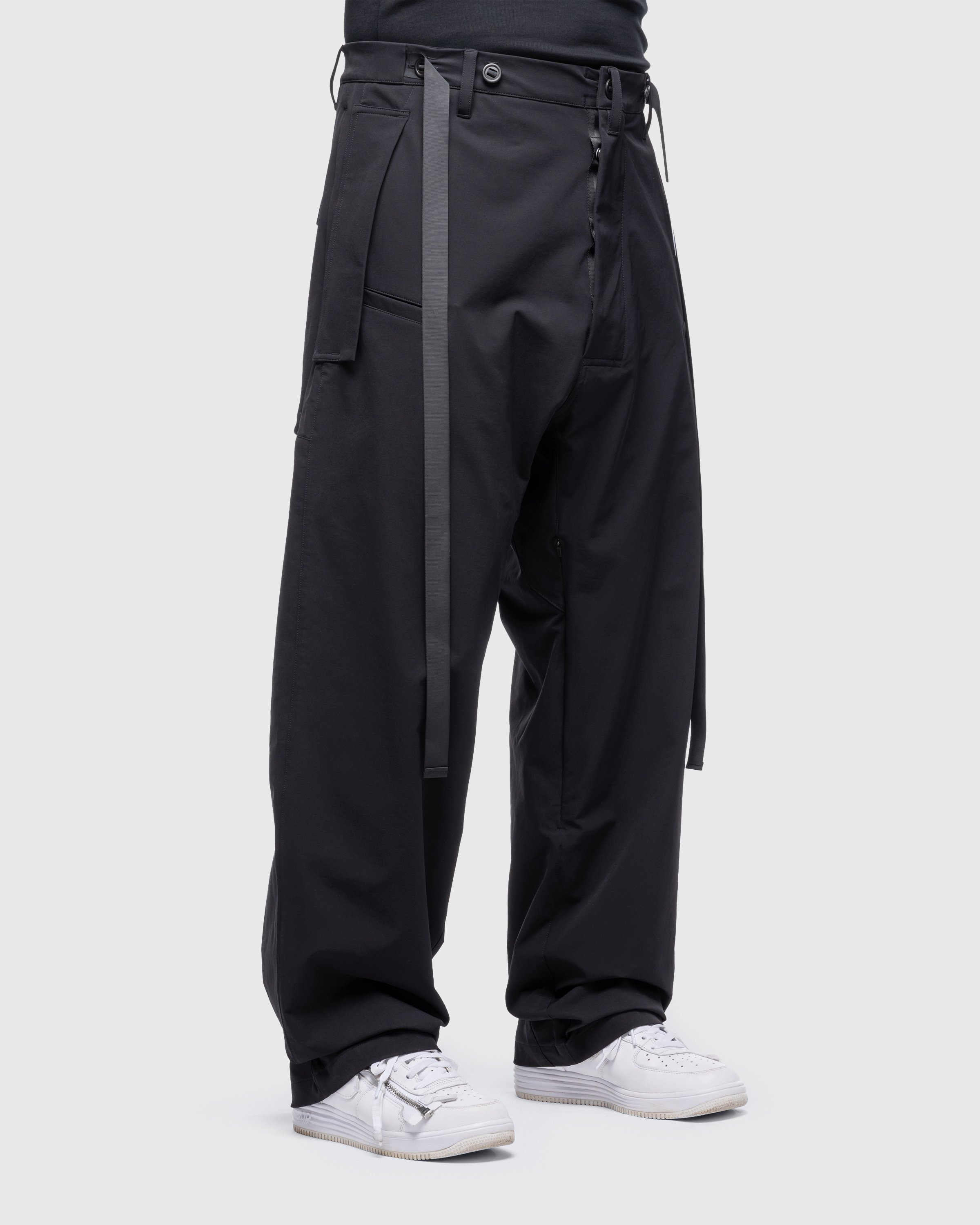 ACRONYM - P46-DS Schoeller Dryskin Vent Pants Black - Clothing - Black - Image 3