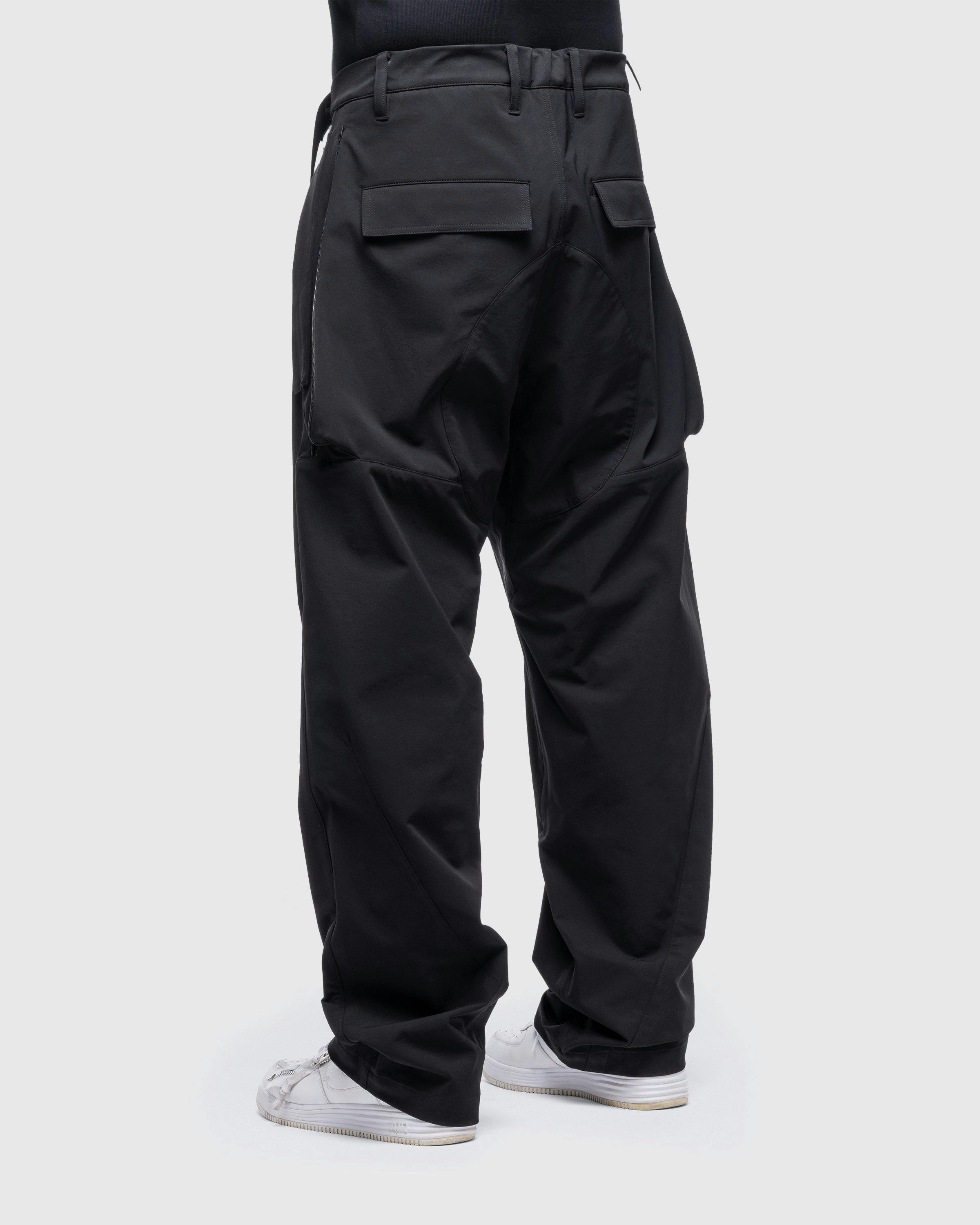 ACRONYM - P46-DS Schoeller Dryskin Vent Pants Black - Clothing - Black - Image 4