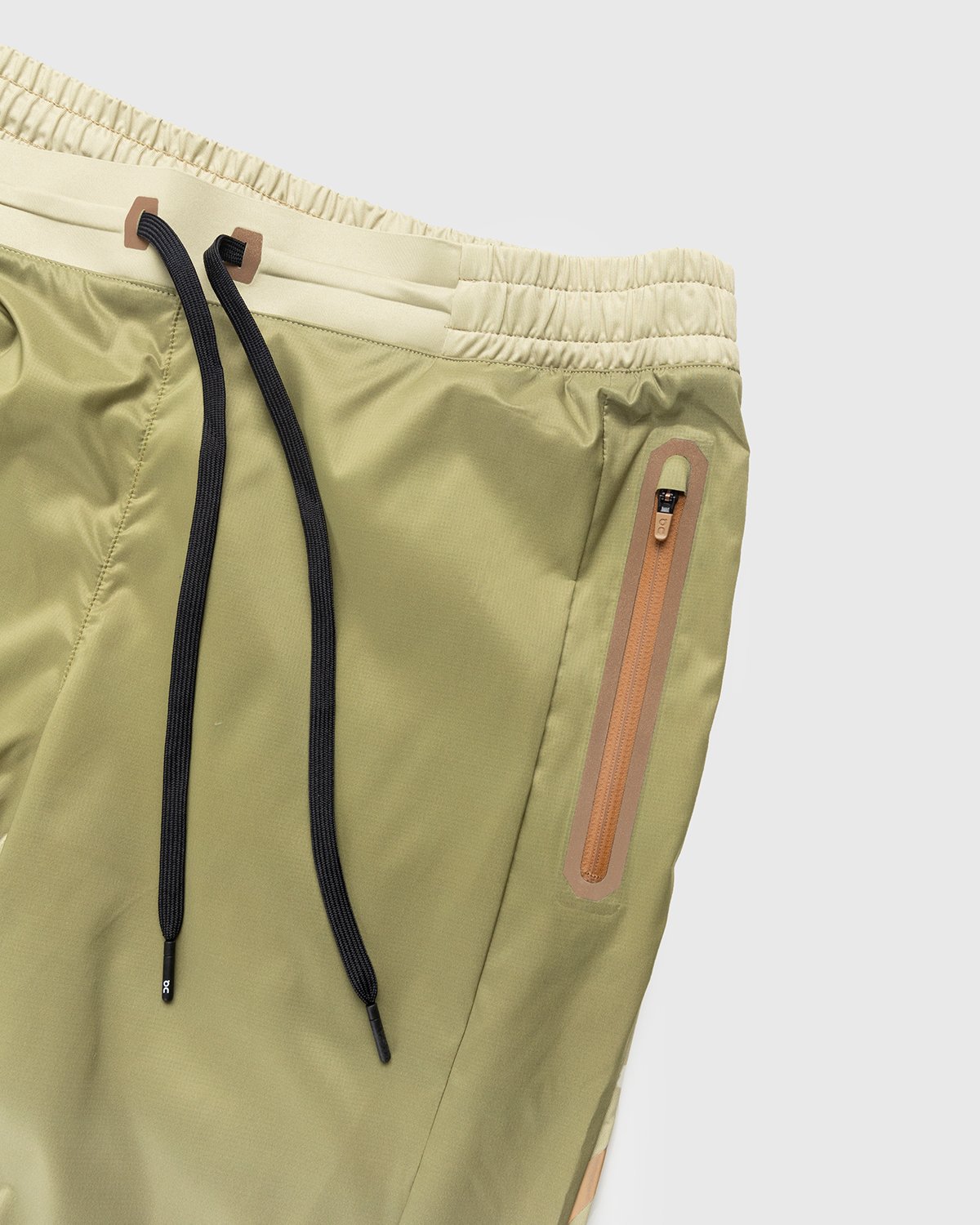 Loewe x On - Men's Technical Running Pants Gradient Khaki - Clothing - Green - Image 3