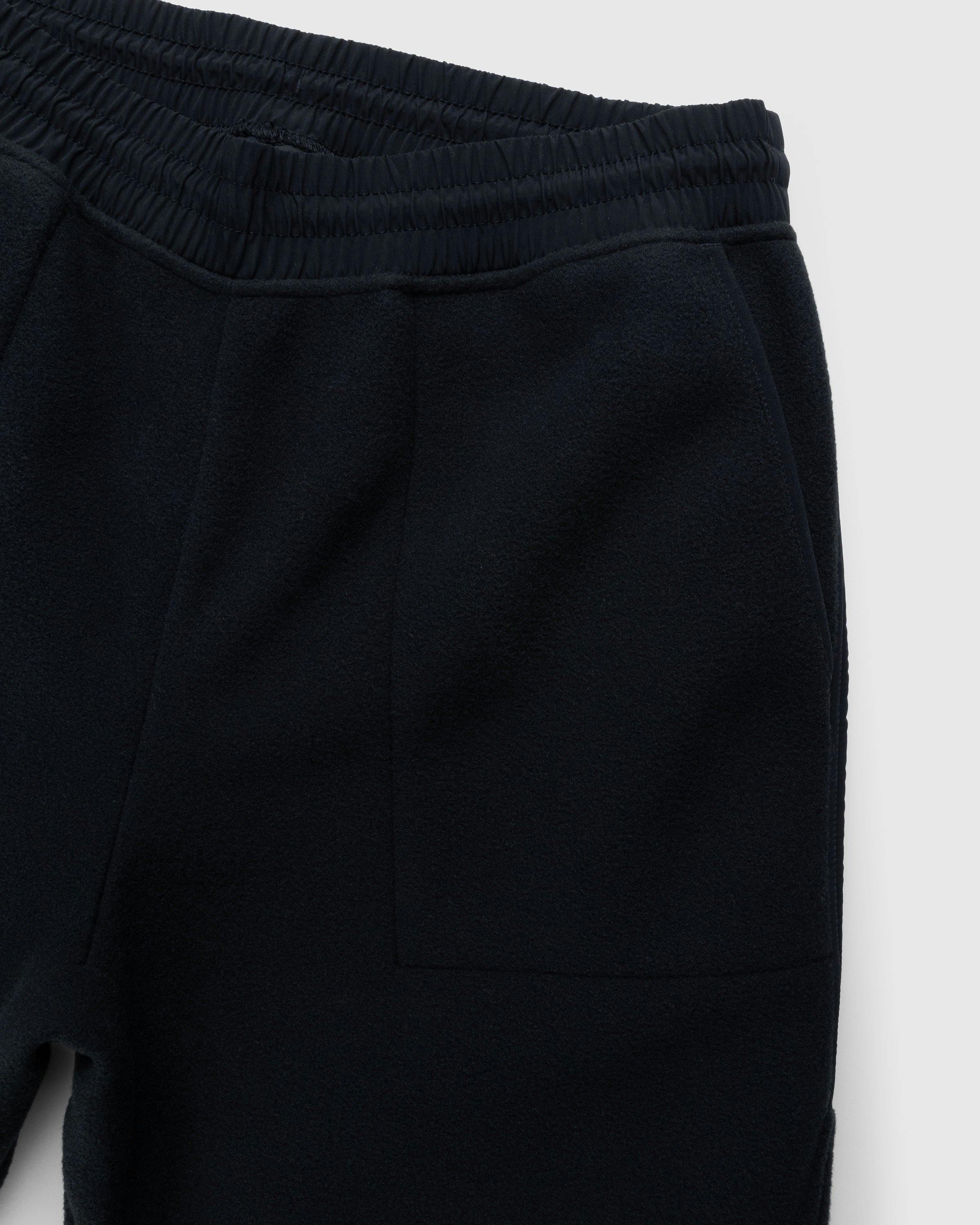 The North Face - Denali Pant Black - Clothing - Black - Image 4