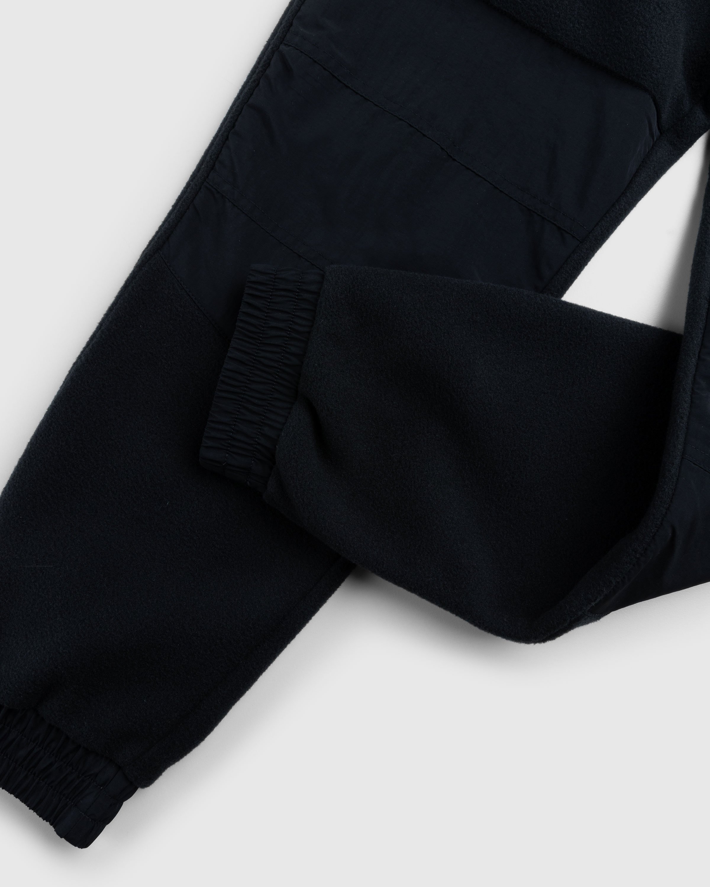 The North Face - Denali Pant Black - Clothing - Black - Image 5