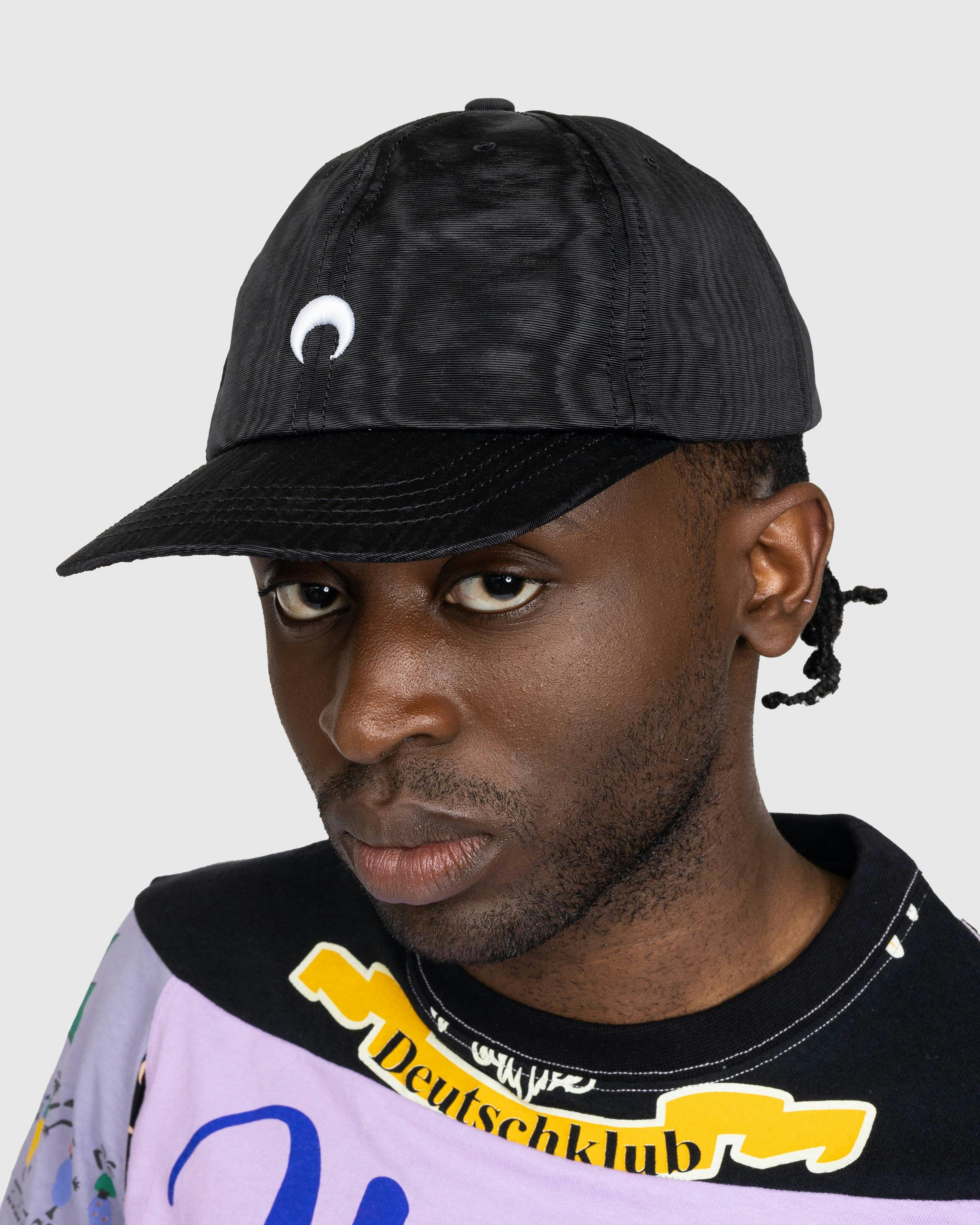 帽子 MARINE SERRE Regenerated CAP Marine Serre – Embroidered Regenerated Moire Cap Black