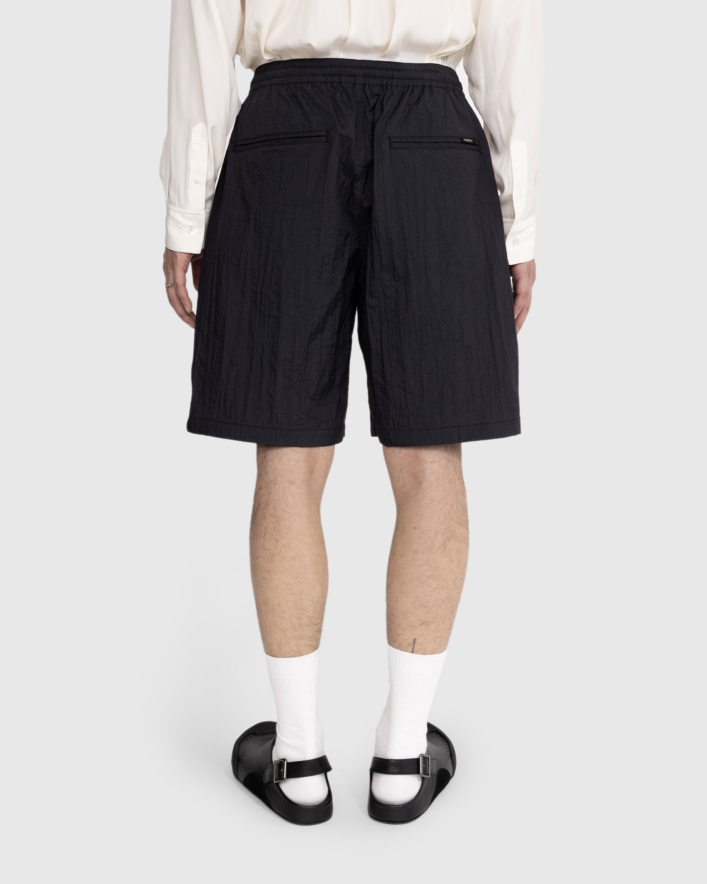 Highsnobiety - Texture Nylon Mid Length Elastic Shorts Black - Clothing - Black - Image 3