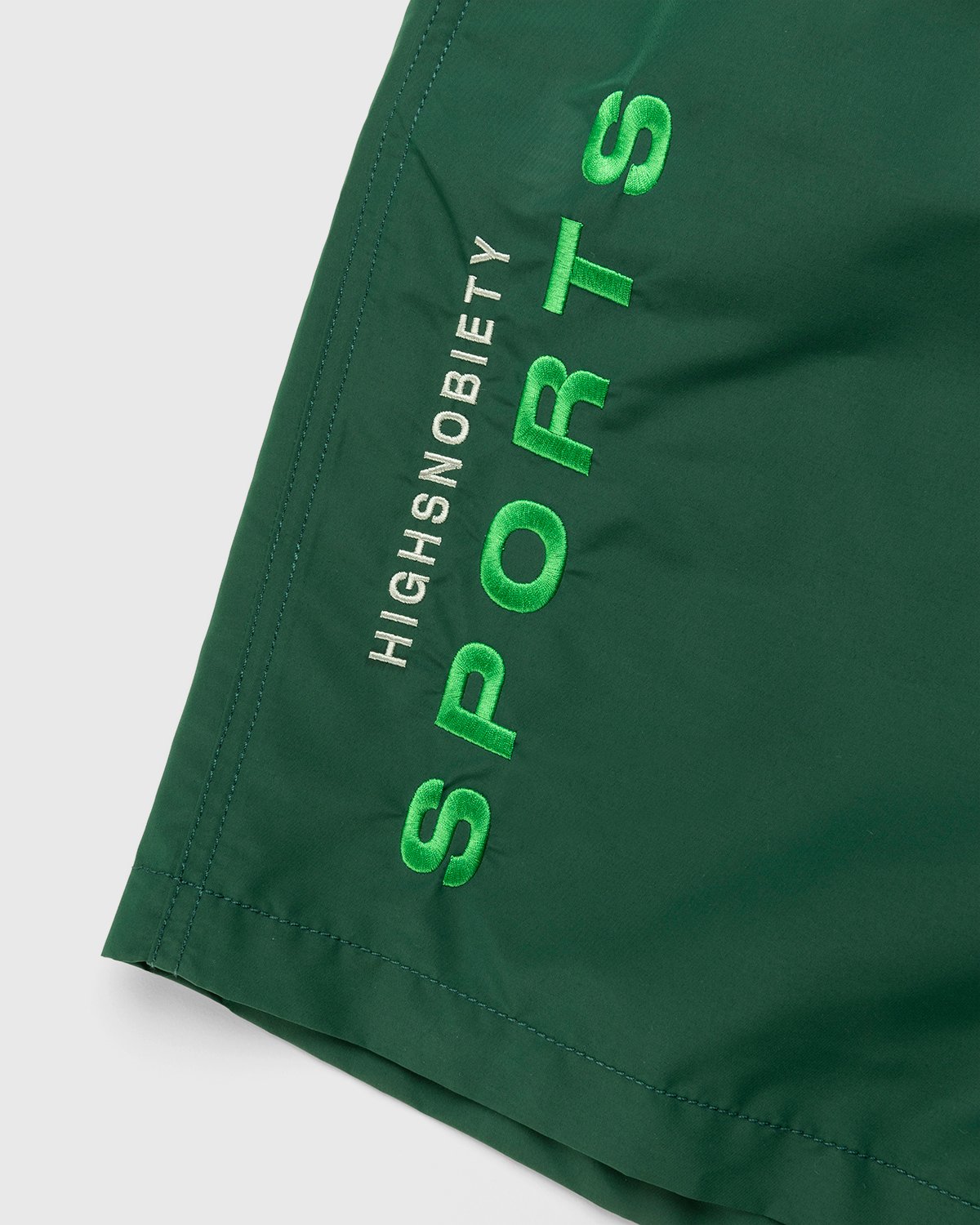 Gramicci x Highsnobiety - HS Sports Shell Packable Shorts Forest Green - Clothing - Green - Image 5