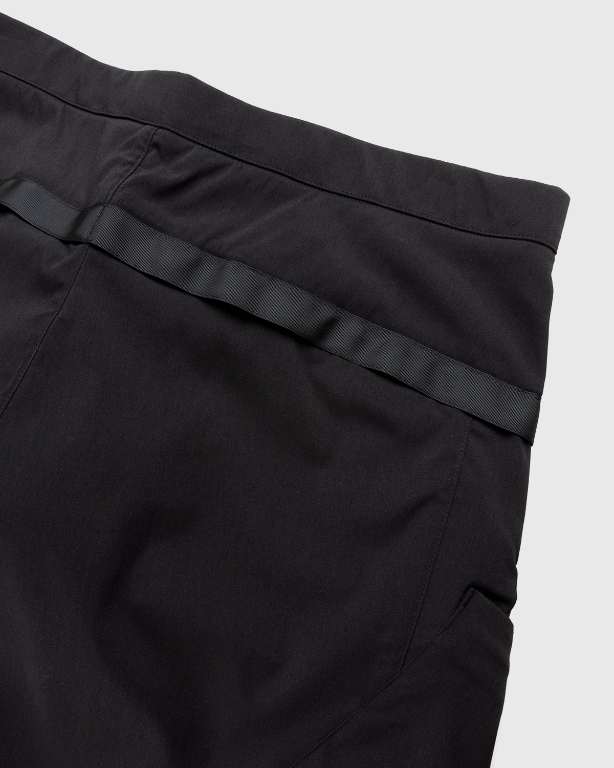 ACRONYM - SP29-M Cargo Shorts Black - Clothing - Black - Image 3