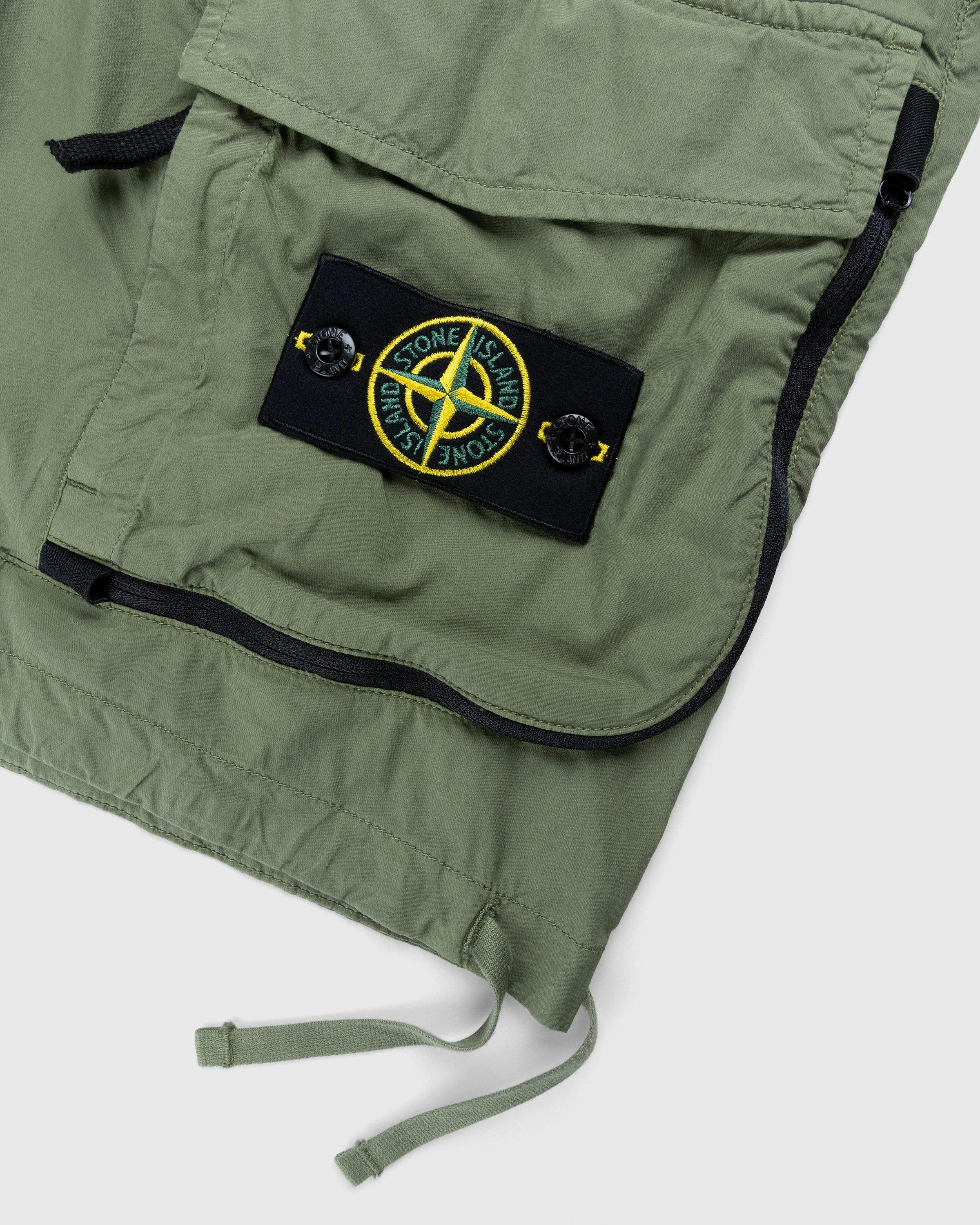 Stone Island - L0703 Bermuda Shorts Olive - Clothing - Green - Image 4