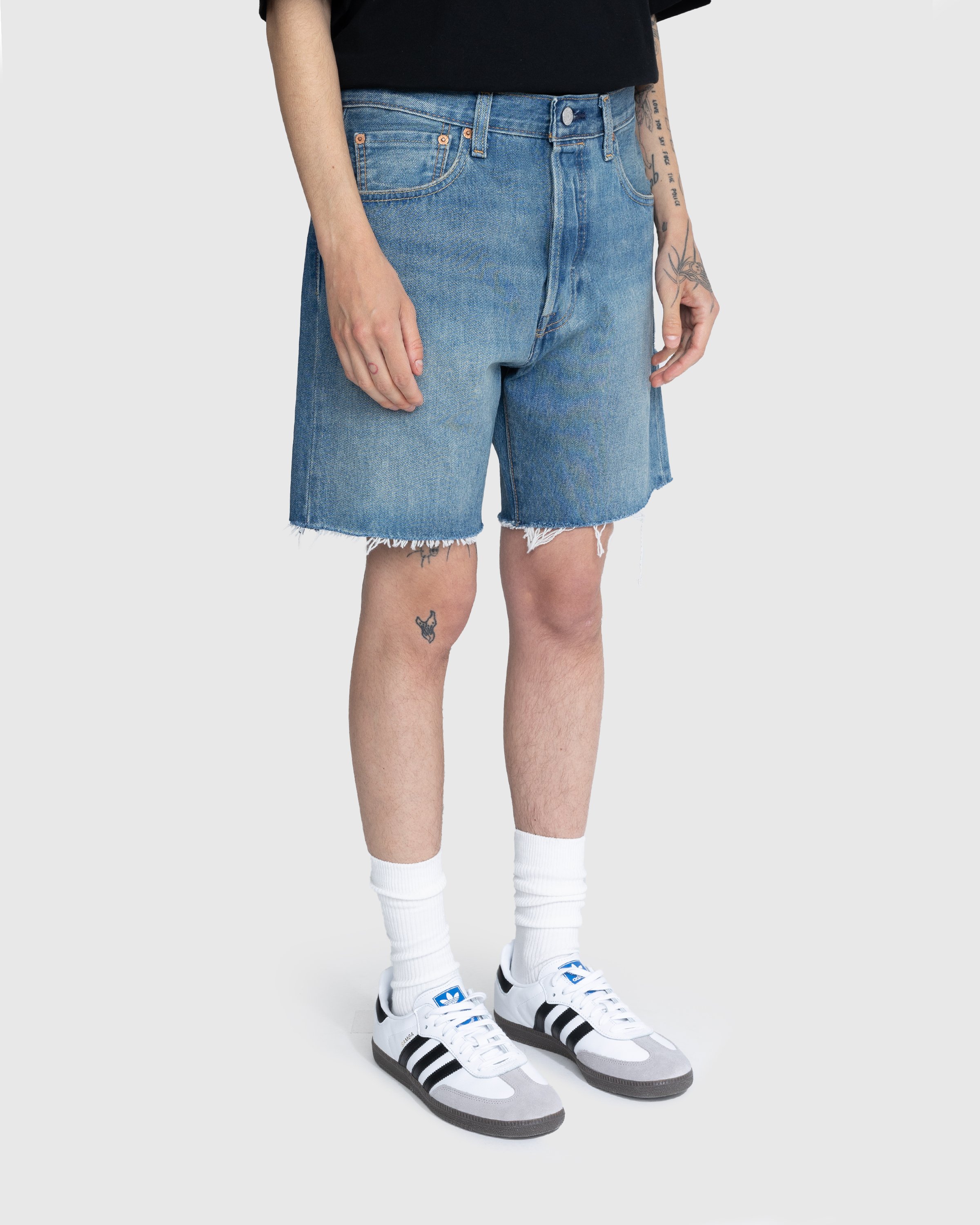 Levi's - 501 '93 Cut-Off Shorts Indigo Stonewash - Clothing - Blue - Image 4