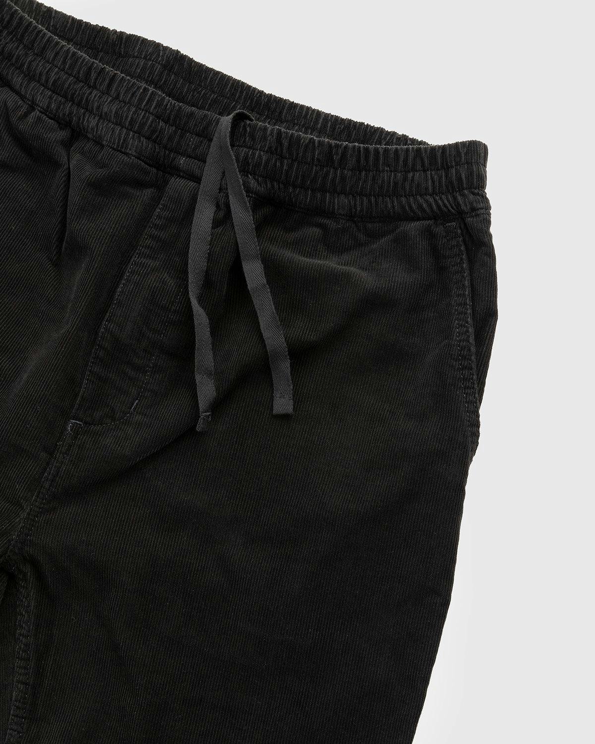 Carhartt WIP - Flint Short Black Rinsed - Clothing - Black - Image 4