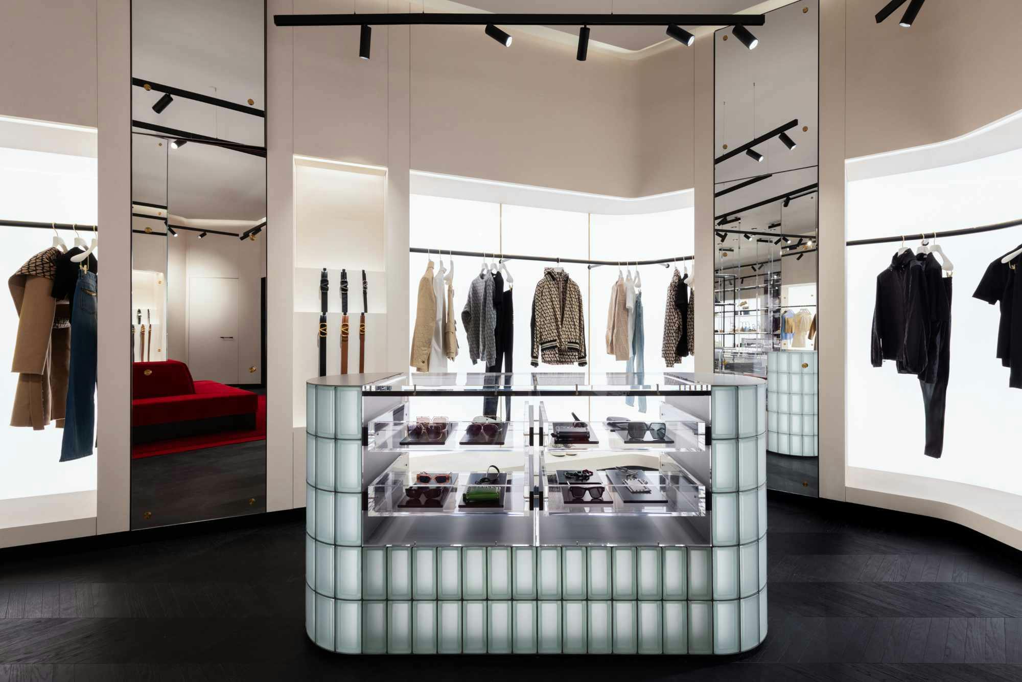 Valentino's Pink PP cafe at Sartiano's in New York City