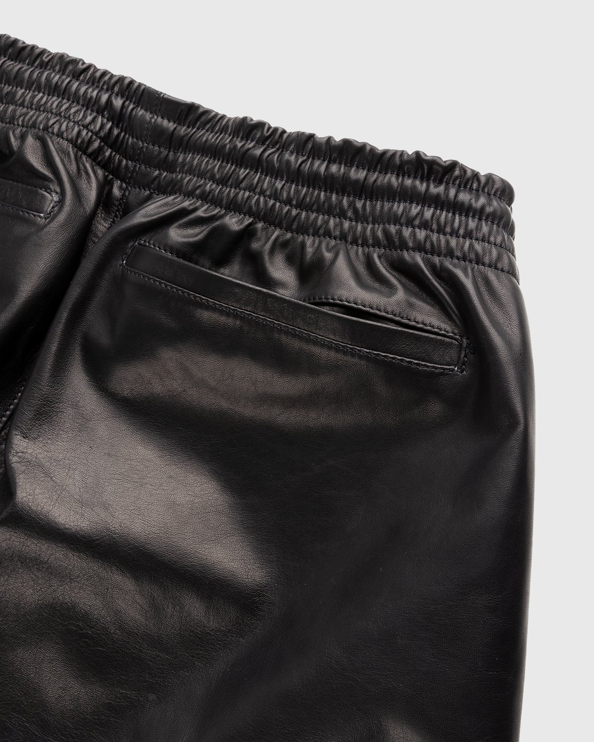 Highsnobiety x Butcherei Lindinger - Shorts Black - Clothing - Black - Image 3