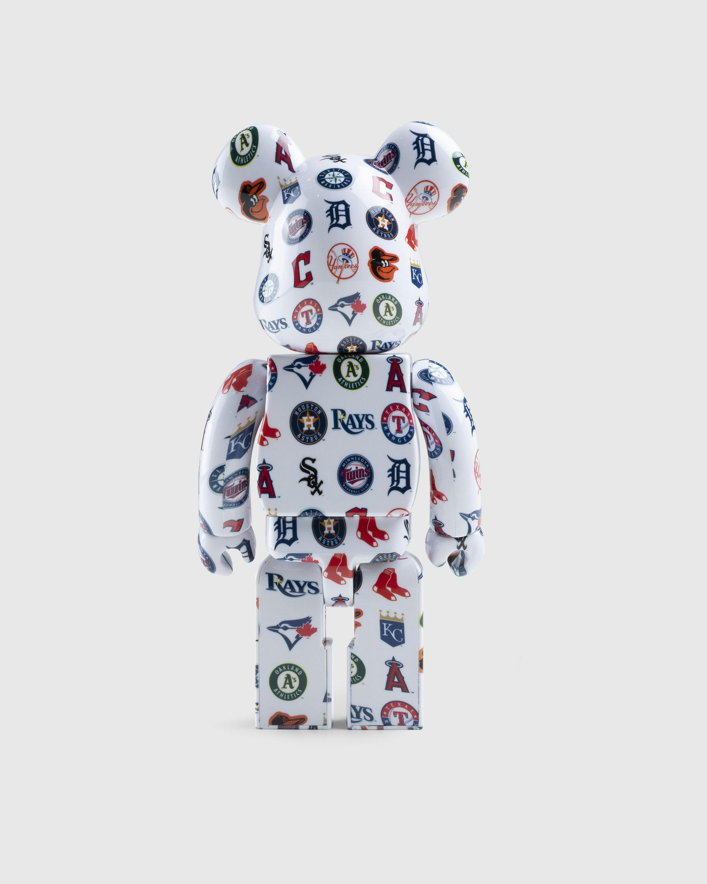 Medicom - Be@rbrick MLB American League 1000% Multi - Lifestyle - Multi - Image 2