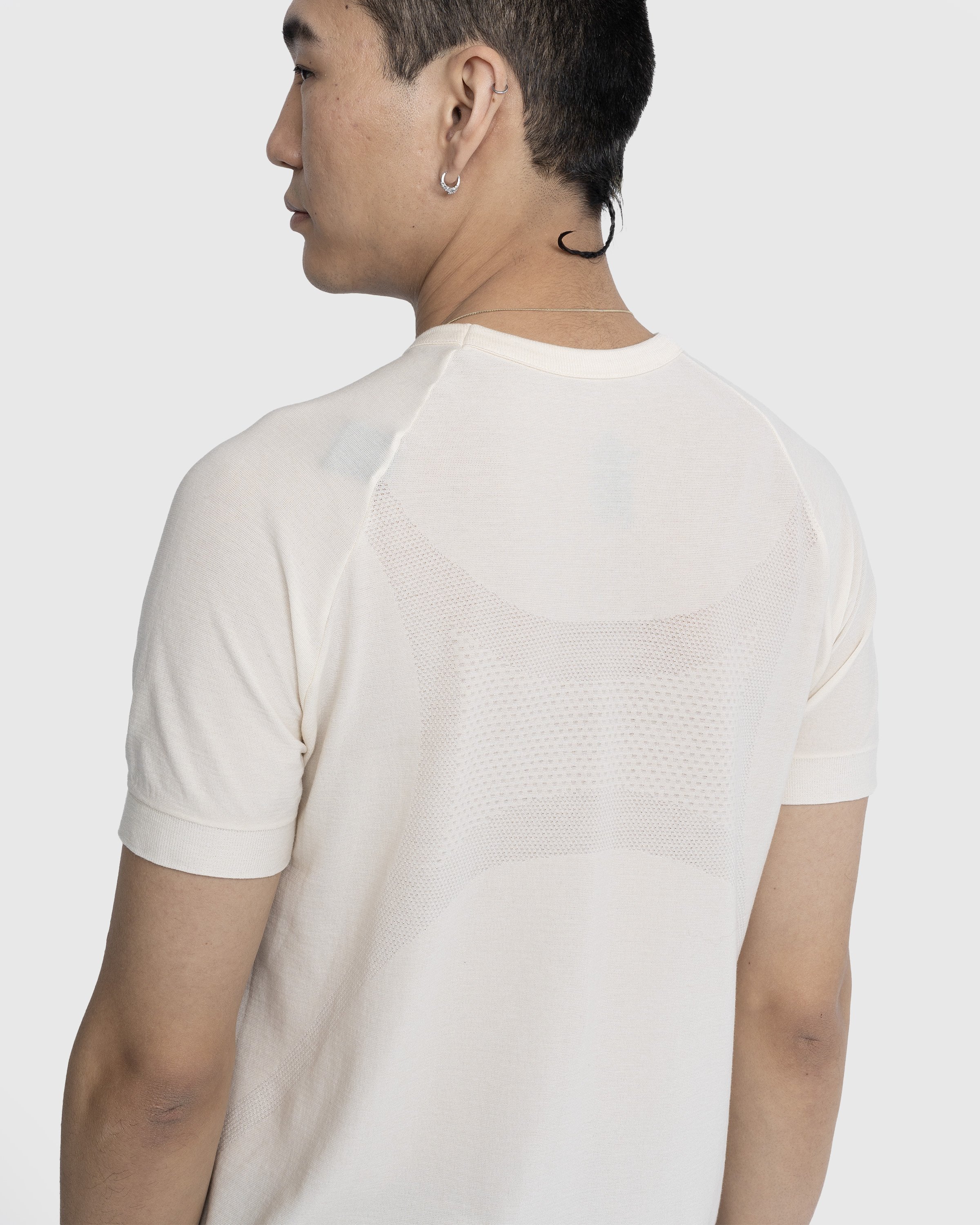 ROA - Seamless Cotton Shirt Beige - Clothing - Beige - Image 5
