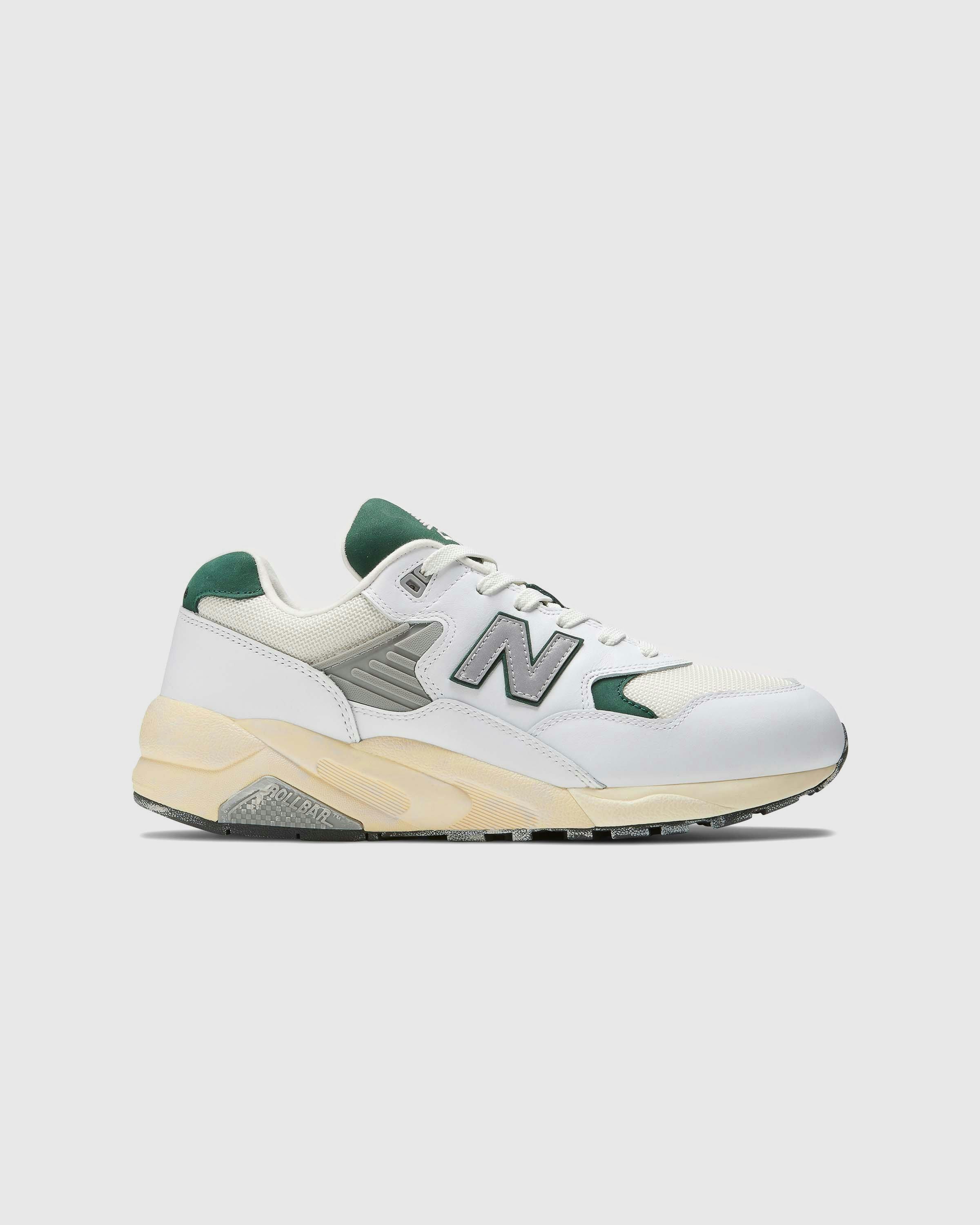 New Balance - MT580RCA White - Footwear - White - Image 1