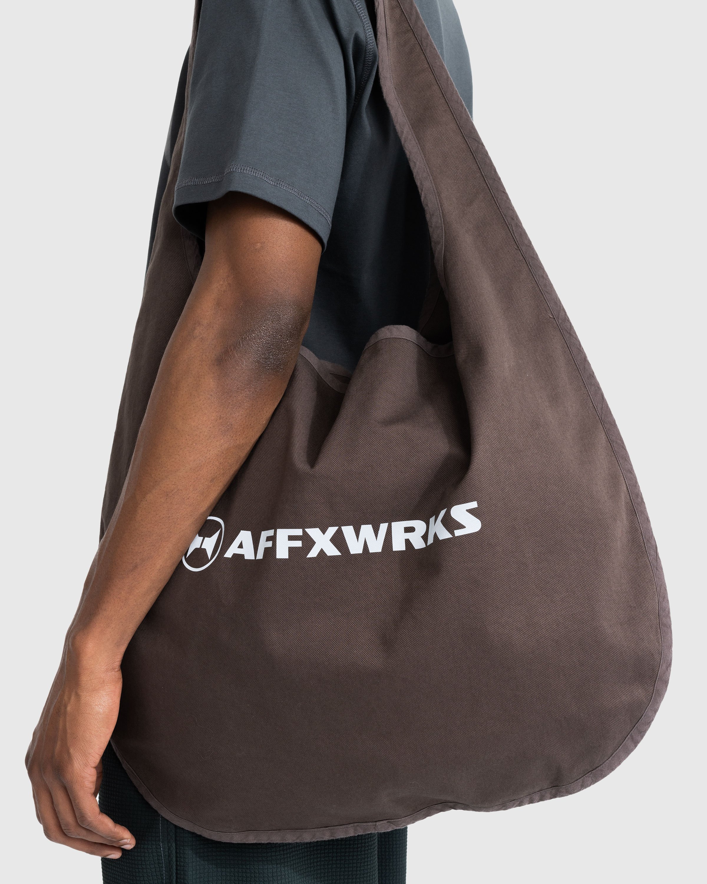 AFFXWRKS - CIRCULAR BAG - Accessories - Brown - Image 4