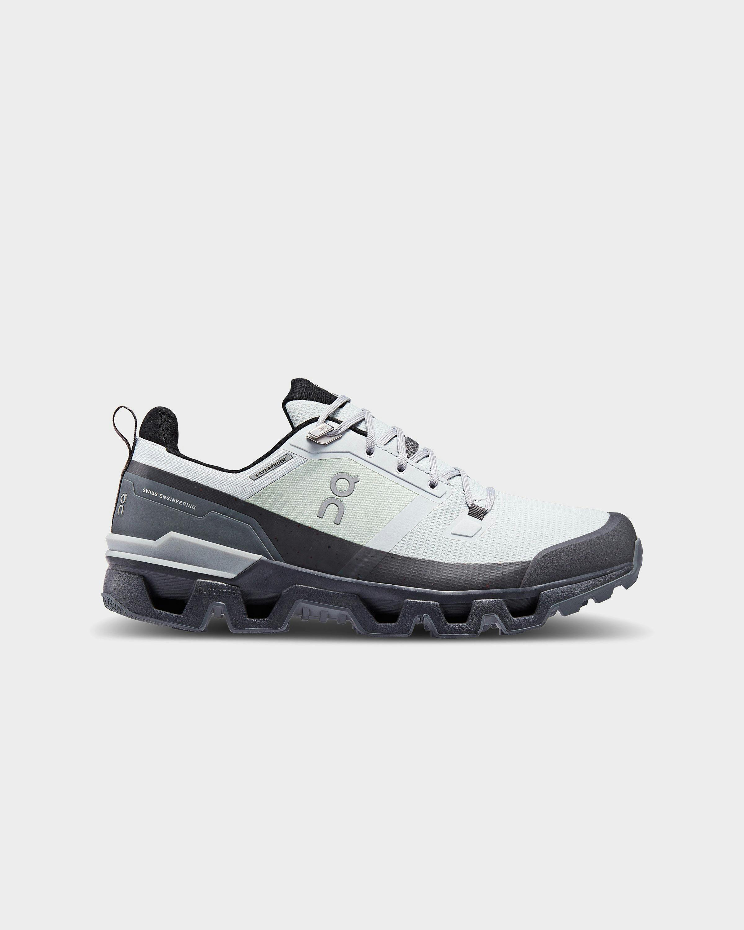 On - Cloudwander Waterproof Glacier/Eclipse - Footwear - Grey - Image 1