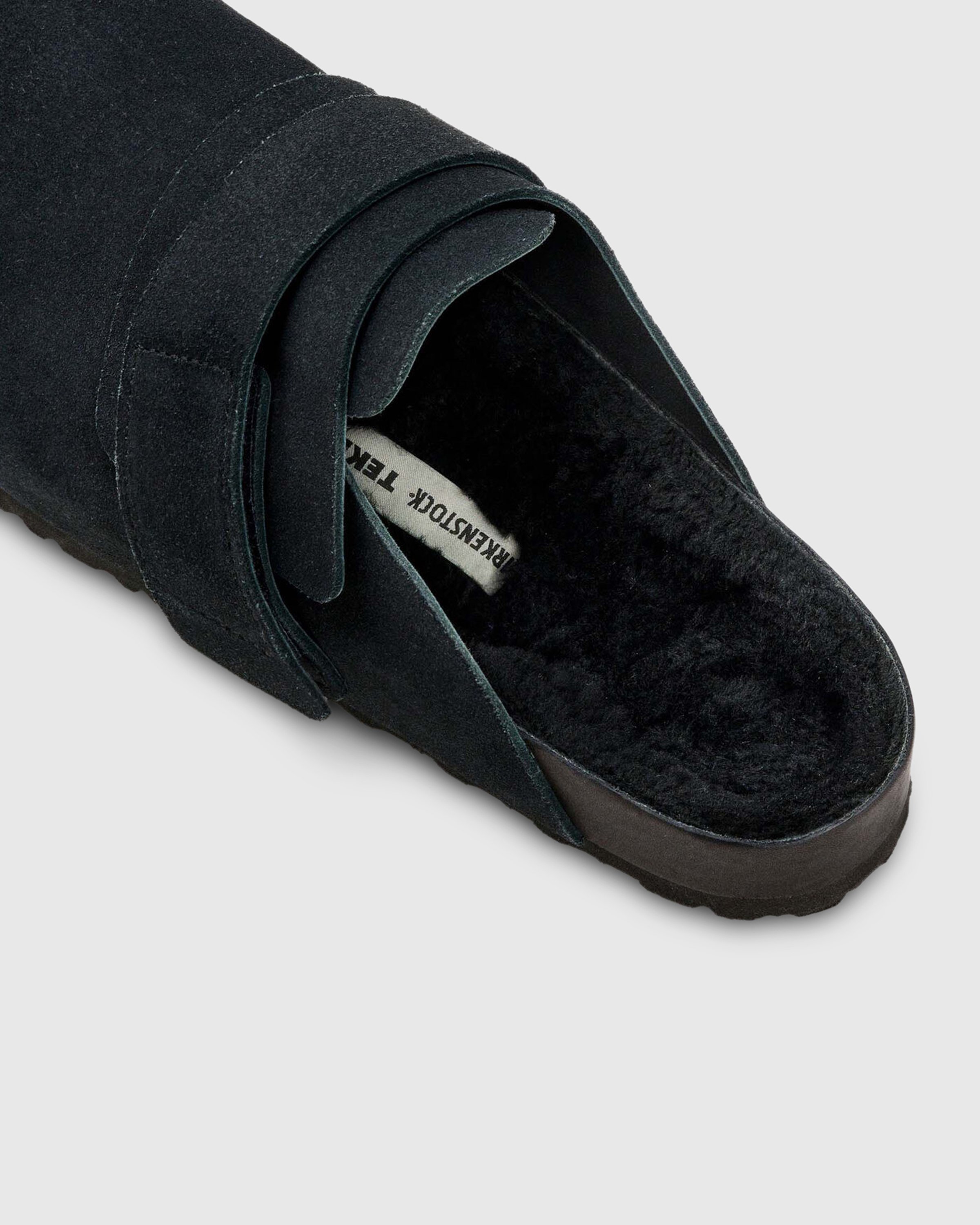 Birkenstock x Tekla - Shearling Nagoya Slate/Black - Footwear - Black - Image 4