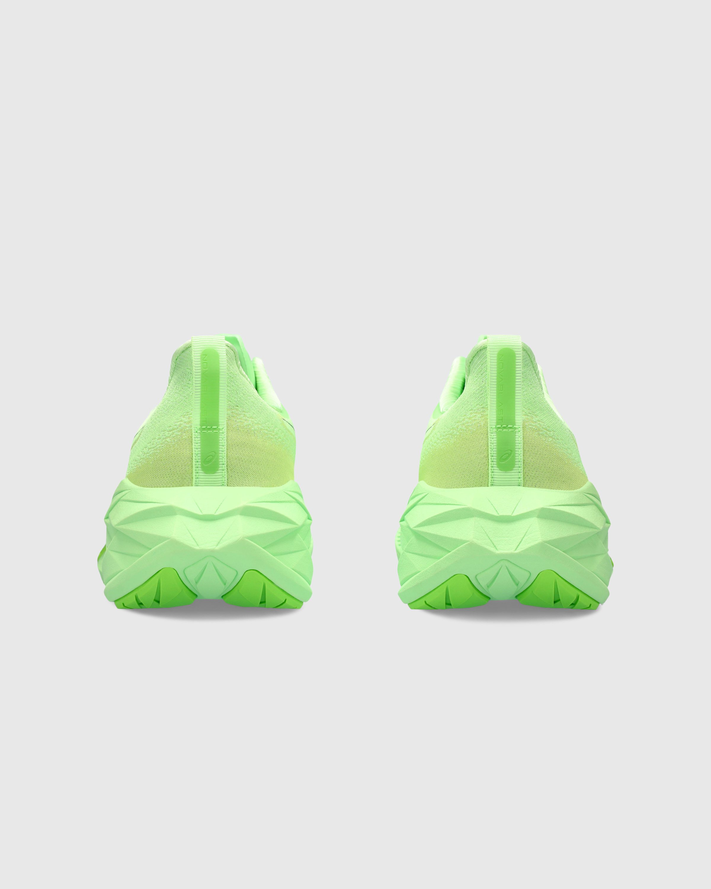 asics - NOVABLAST 4 Illuminate Green/Lime Burst - Footwear - Green - Image 5