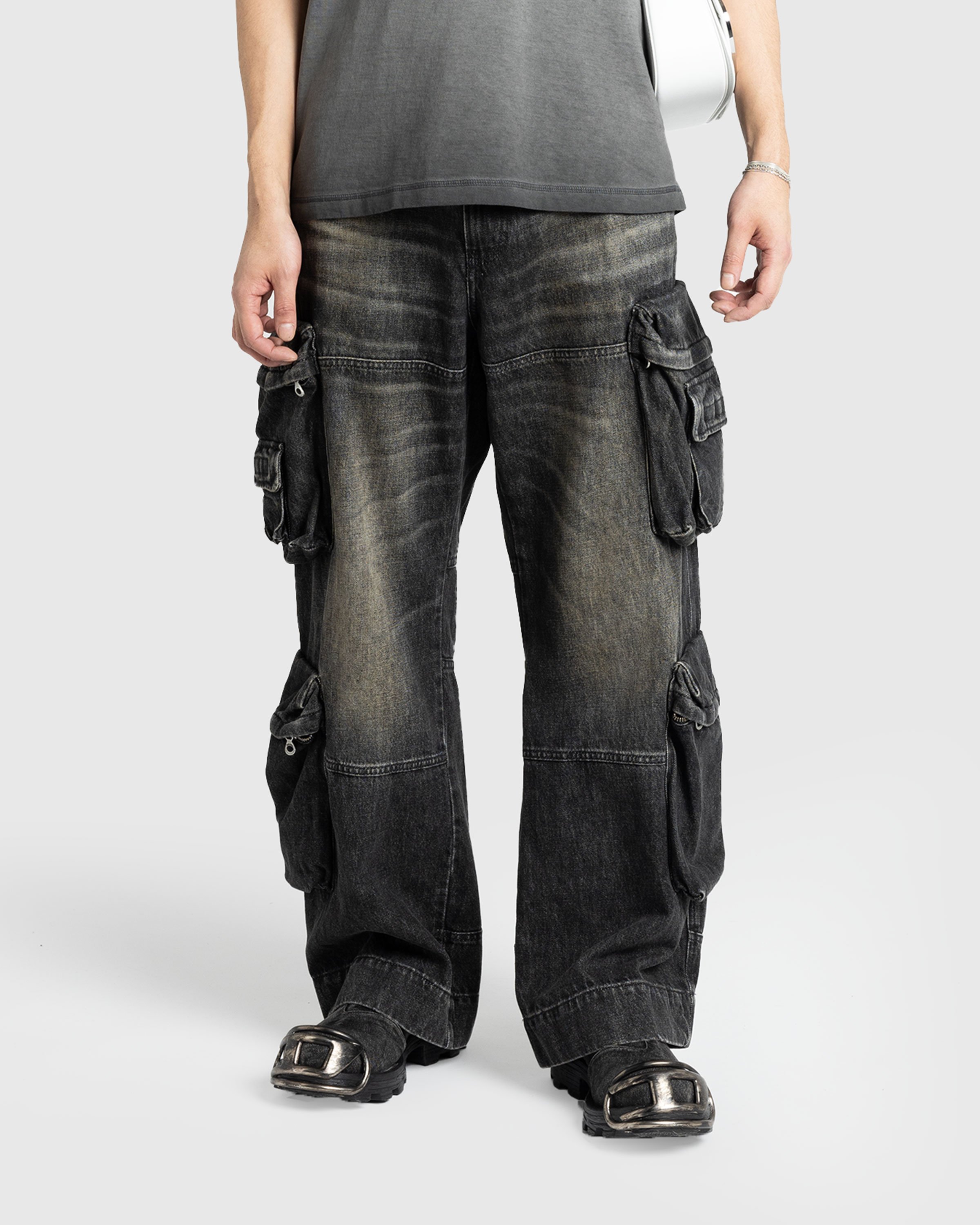 Diesel - D-FISH-CARGO-S TROUSERS - Clothing - Black - Image 2