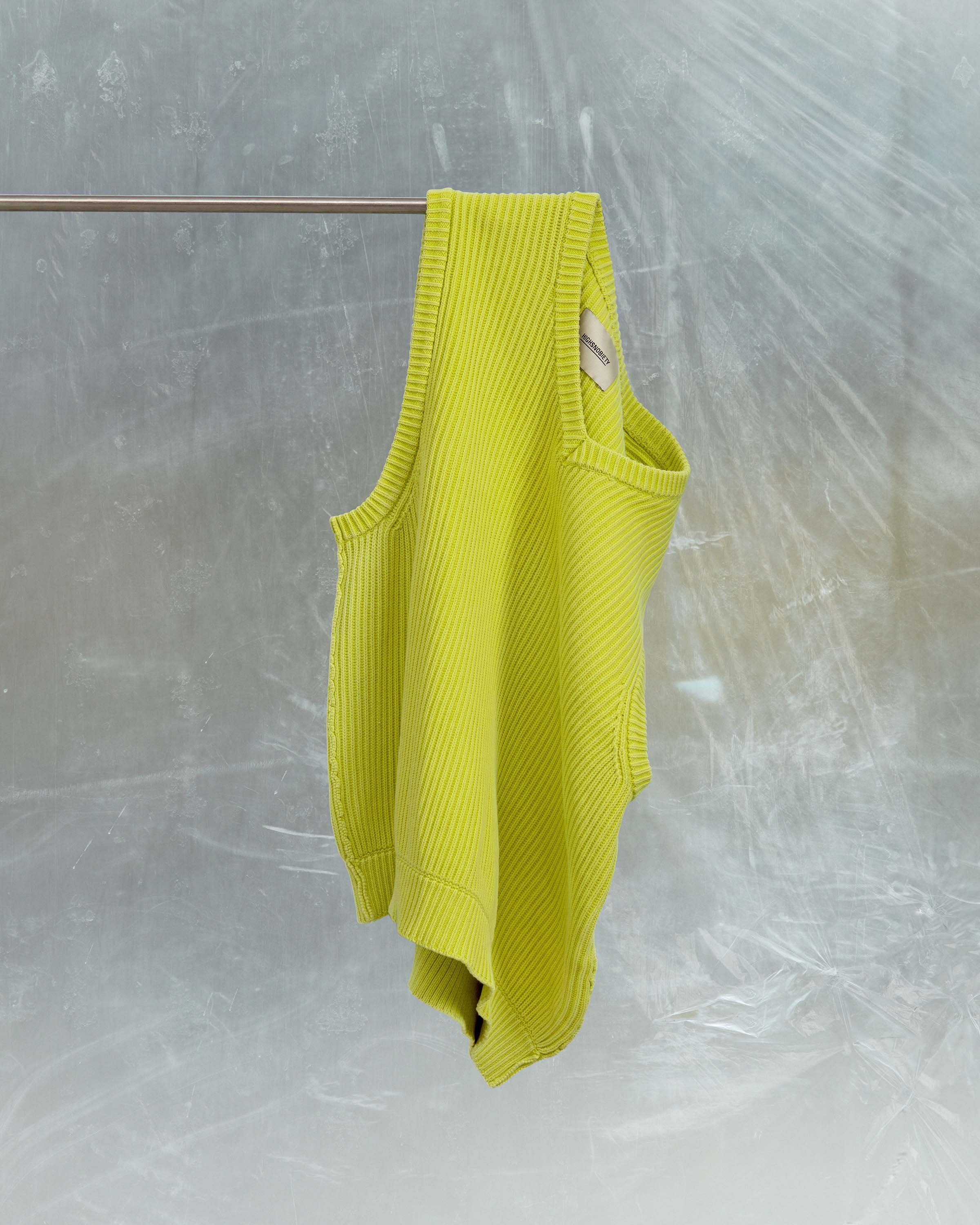 Highsnobiety - Pigment Dyed Loose Knit Sweater Vest Yellow - Gilets - Yellow - Image 5