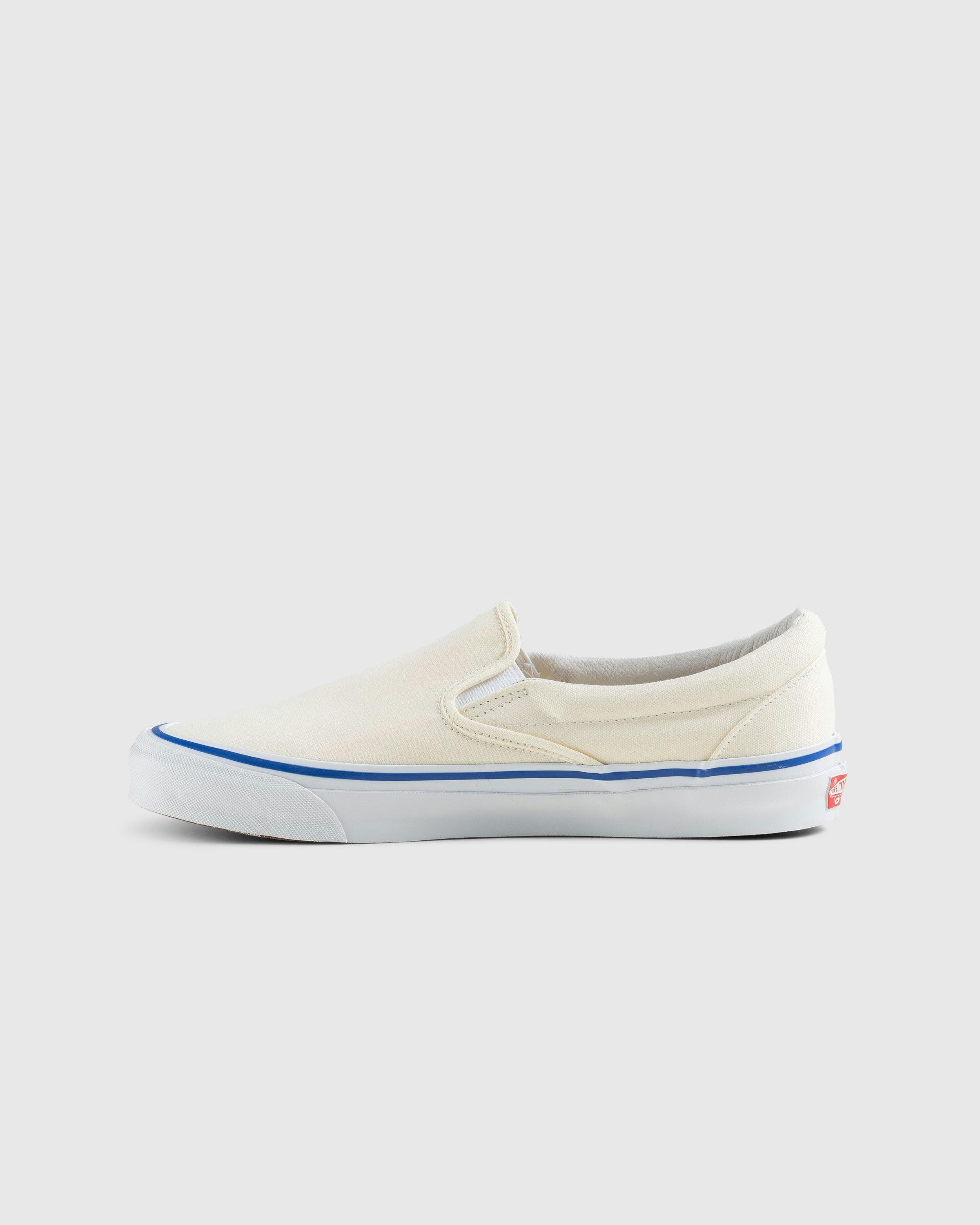 Vans - Classic Slip-On LX Classic White - Footwear - White - Image 2