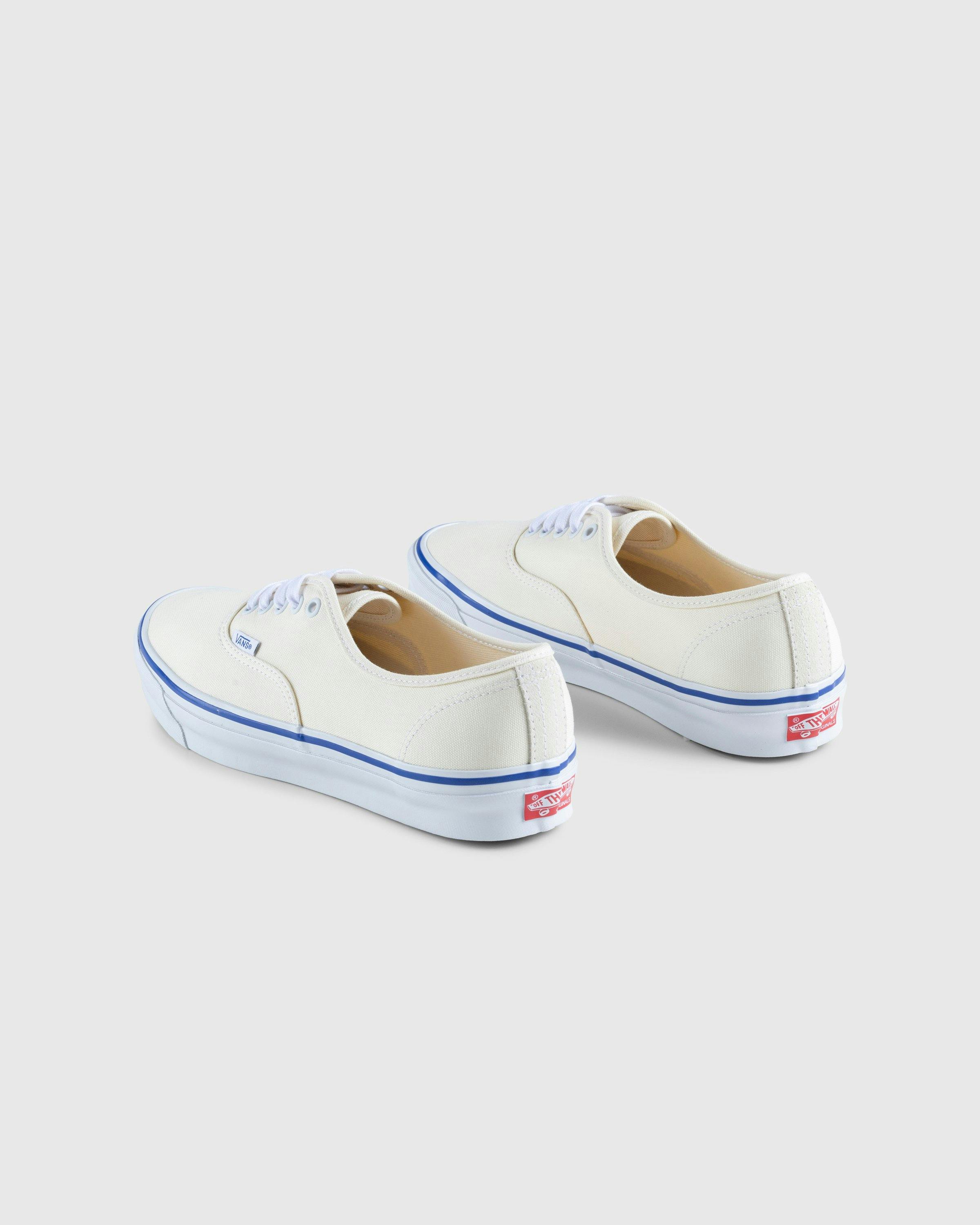 Vans ua authentic white hotsell