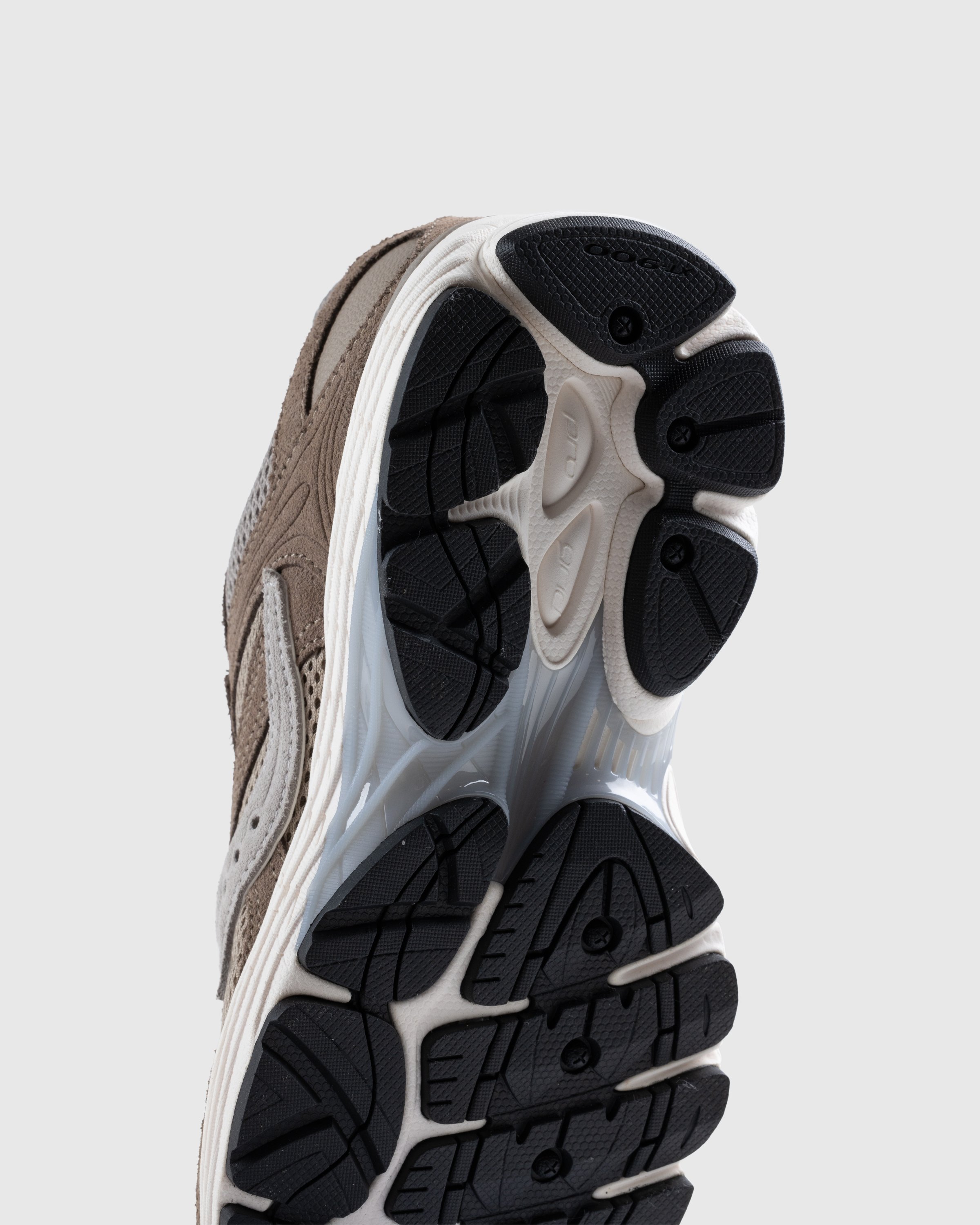 Saucony - ProGrid Omni 9 Premium Greige - Footwear - Grey - Image 6