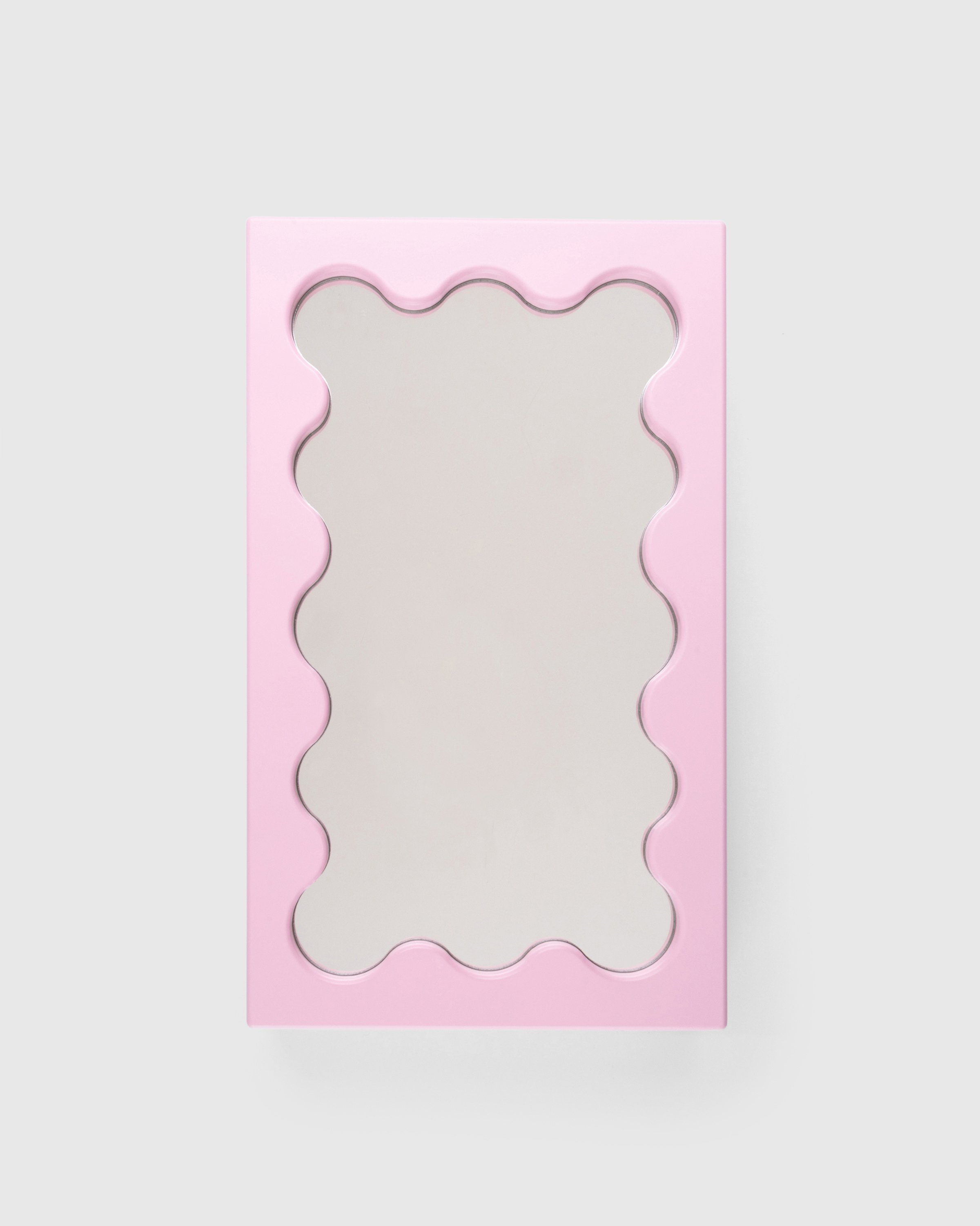 Gustaf Westman - Curvy Small Mirror Pink - Lifestyle - Pink - Image 1