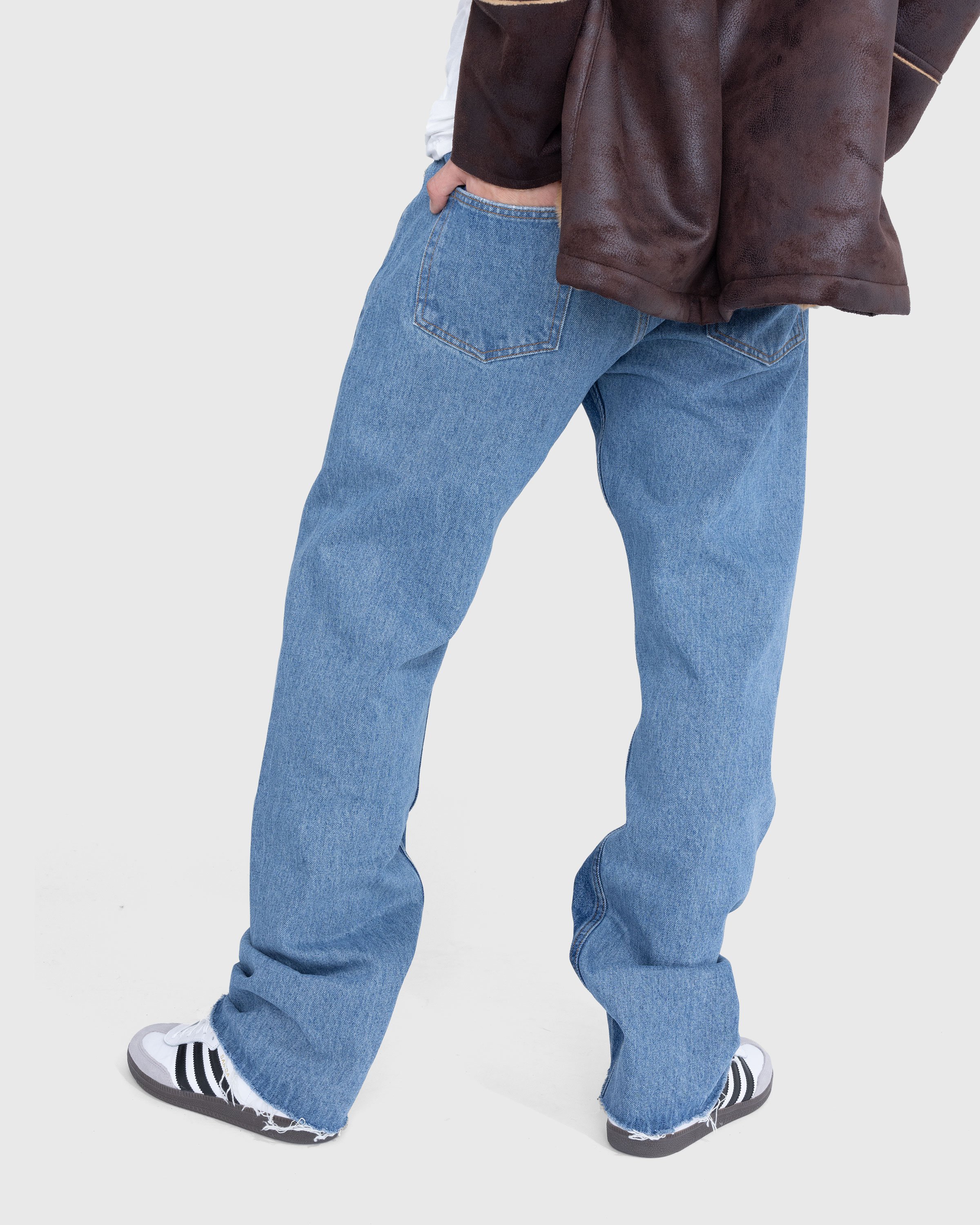 Séfr - Twisted Cut Jeans Two Split Indigo - Clothing - Blue - Image 3