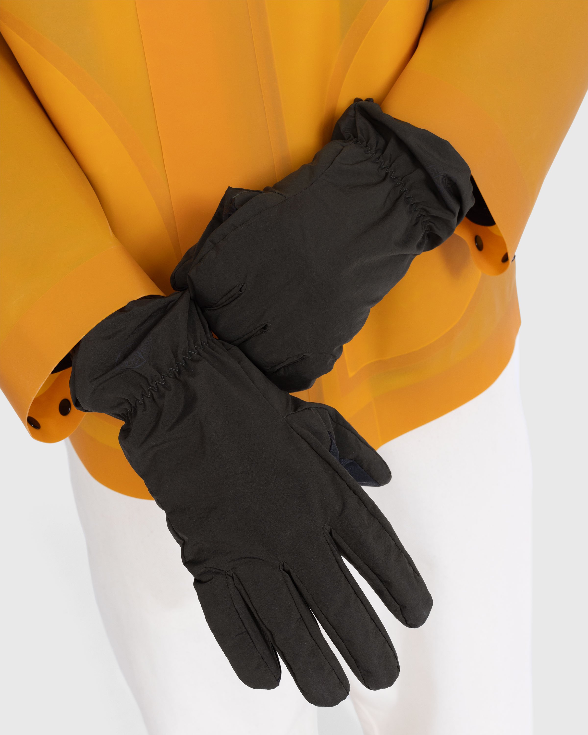 Stone Island - GLOVES Green 791592069 - Accessories - Green - Image 4