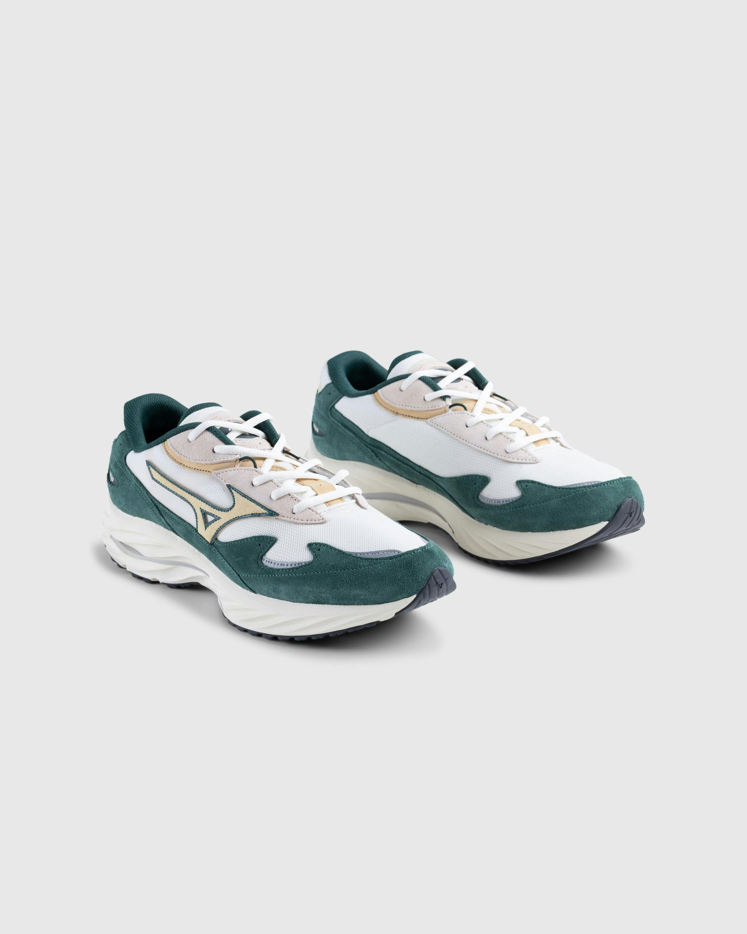 Mizuno - WAVE RIDER BETA(U) - Footwear - Colorway - Image 3