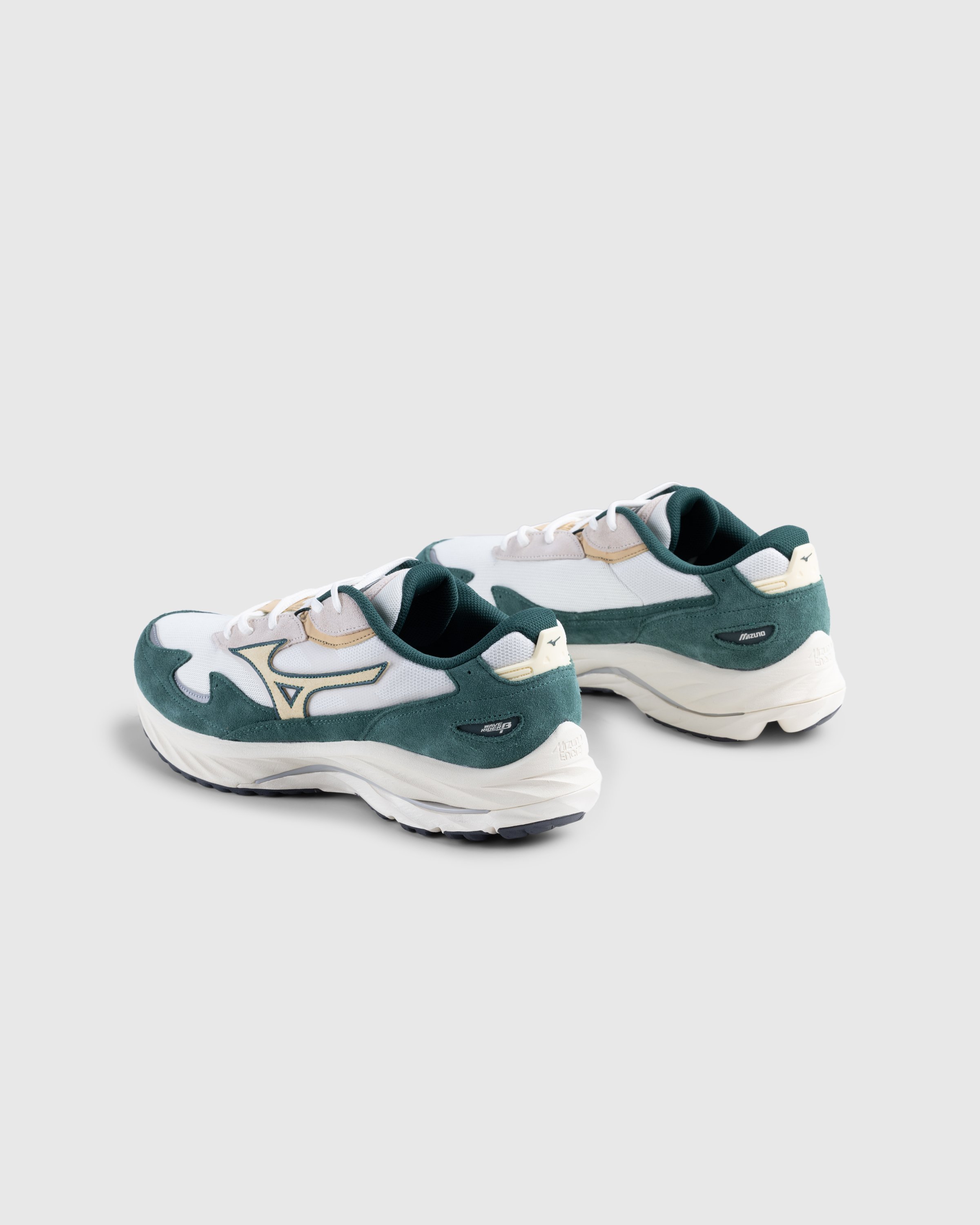 Mizuno - WAVE RIDER BETA(U) - Footwear - Colorway - Image 4