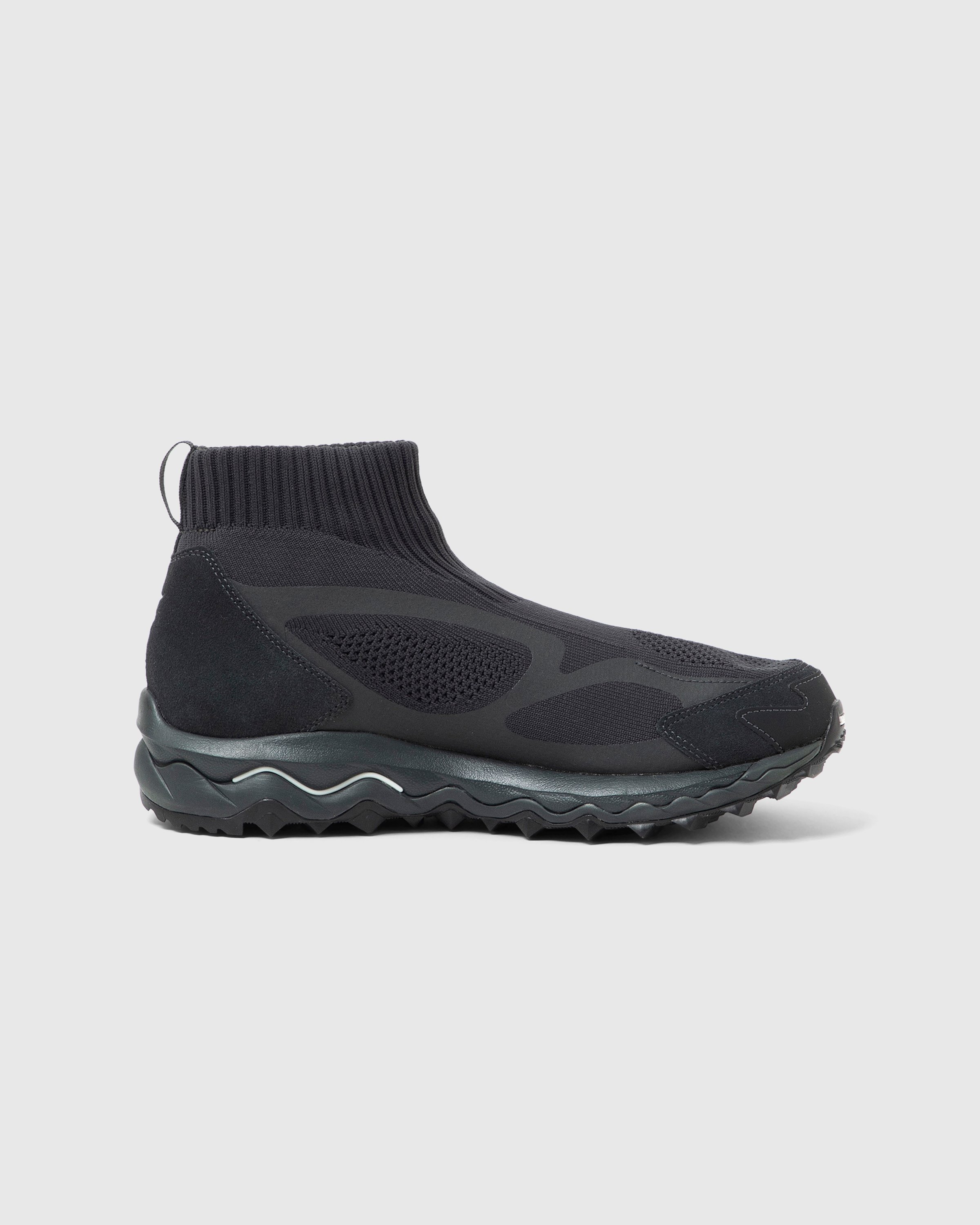 nonnative x Mizuno - Shoe Sl Wave Mujin Tl Gtx Black - Footwear - Black - Image 1