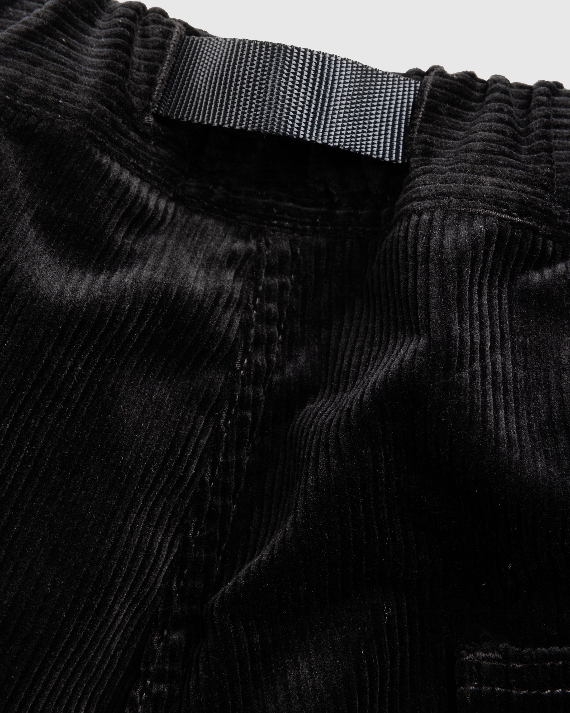 Gramicci - Corduroy Utility Pant Black - Clothing - Black - Image 7