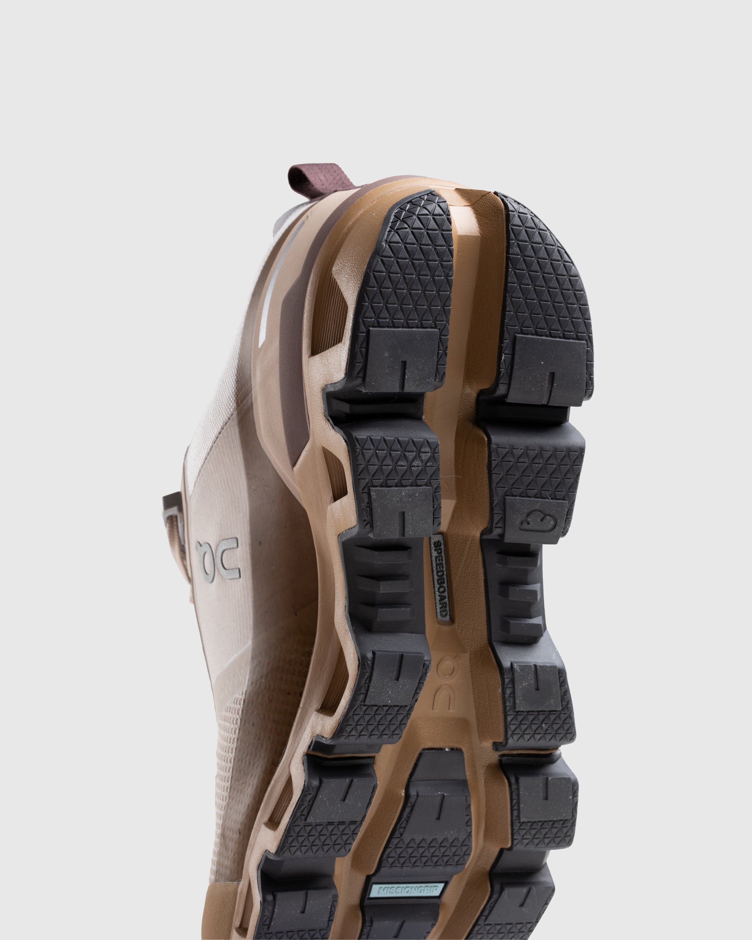 On - Cloudwander Waterproof Pearl/Root - Footwear - Multi - Image 6