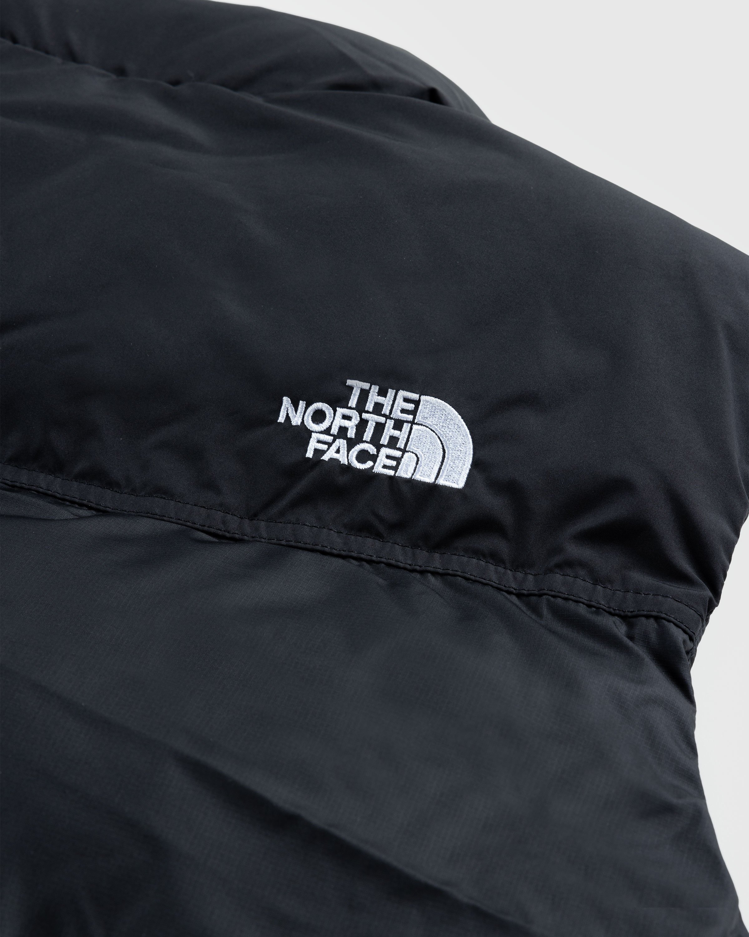 The North Face - M SAIKURU VEST - Clothing - Black - Image 7