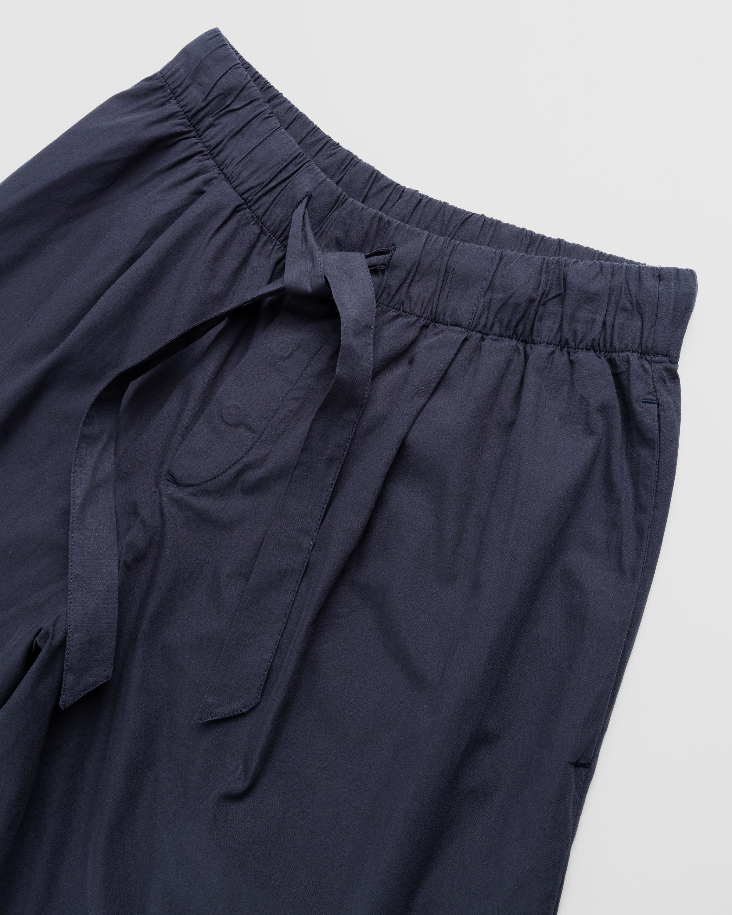 Birkenstock x Tekla - Poplin Pyjama Pants Slate - Clothing - Black - Image 6