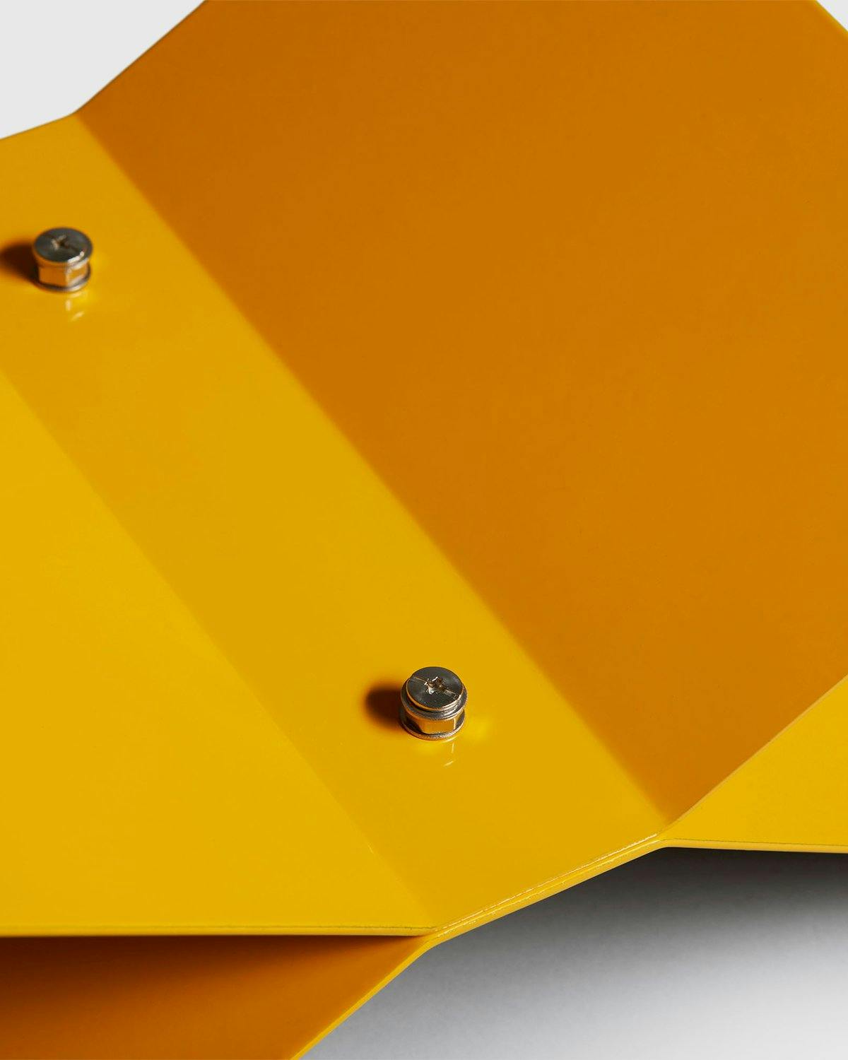 Baebsy - Atlas Bookstand Yellow - Lifestyle - Yellow - Image 6