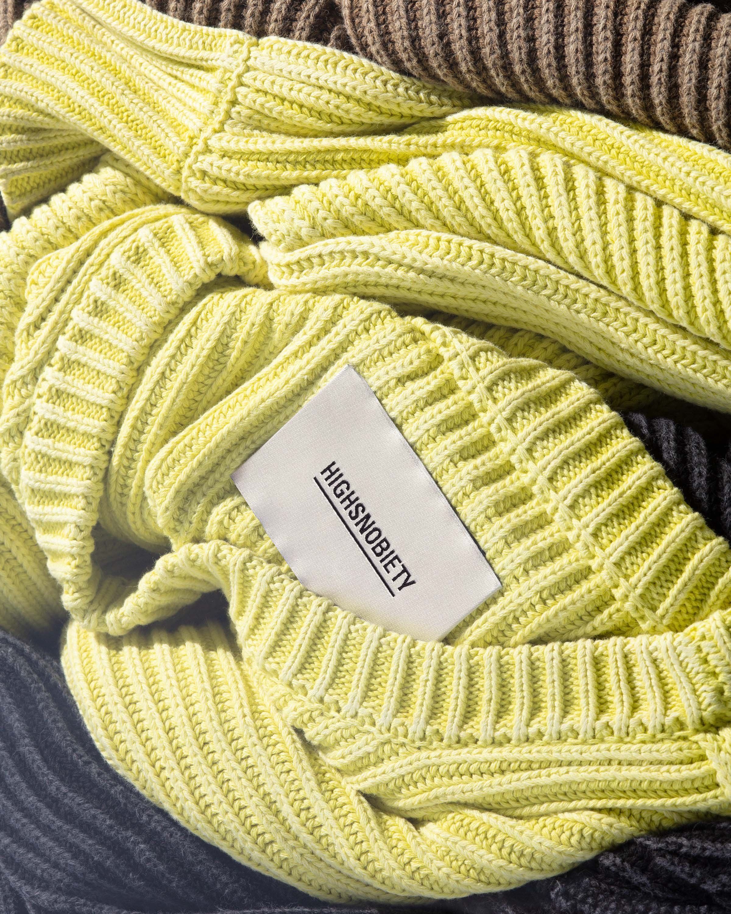 Highsnobiety - Pigment Dyed Loose Knit Sweater Yellow - Clothing - Yellow - Image 6
