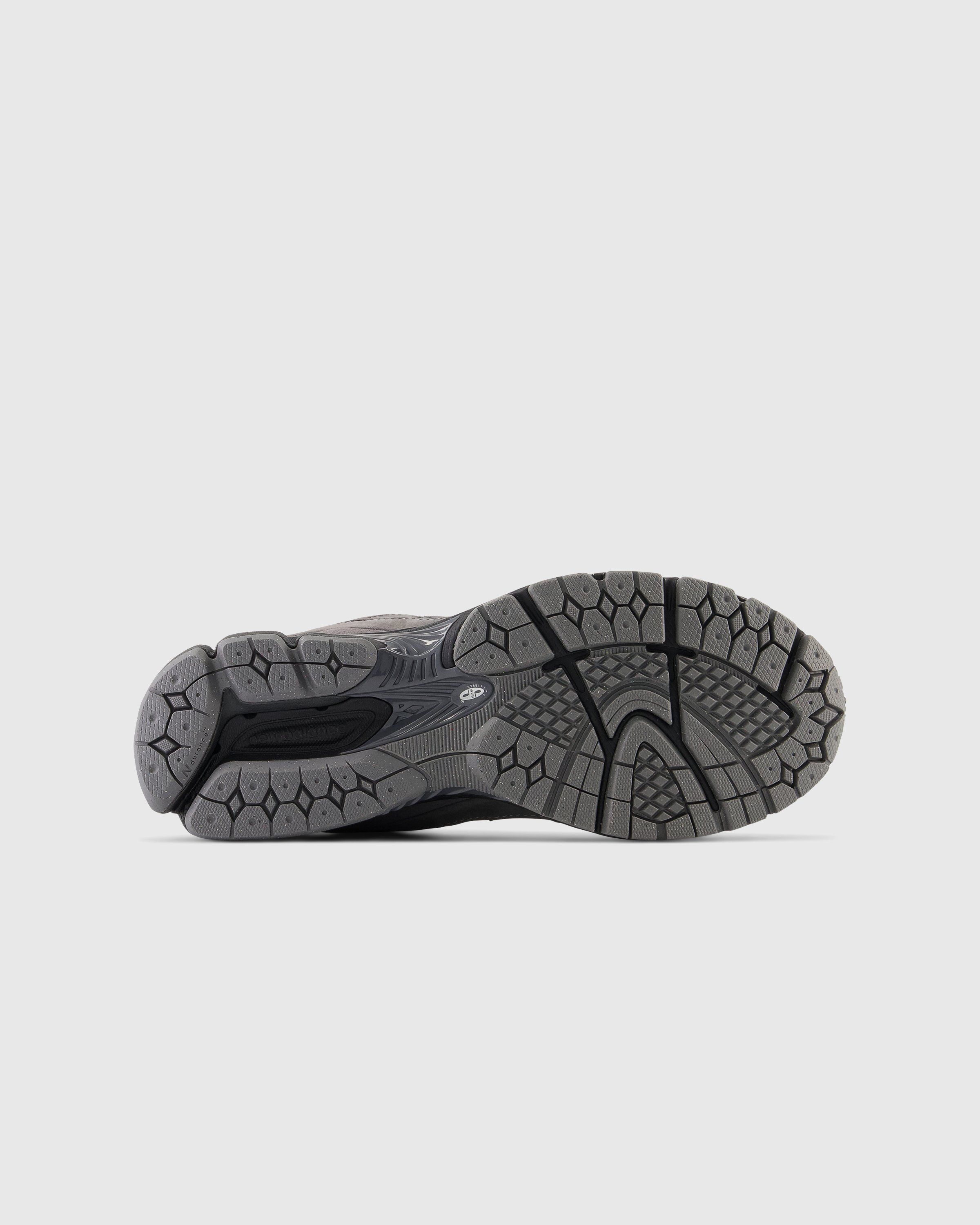 New Balance - M2002REH Castlerock - Footwear - Grey - Image 6