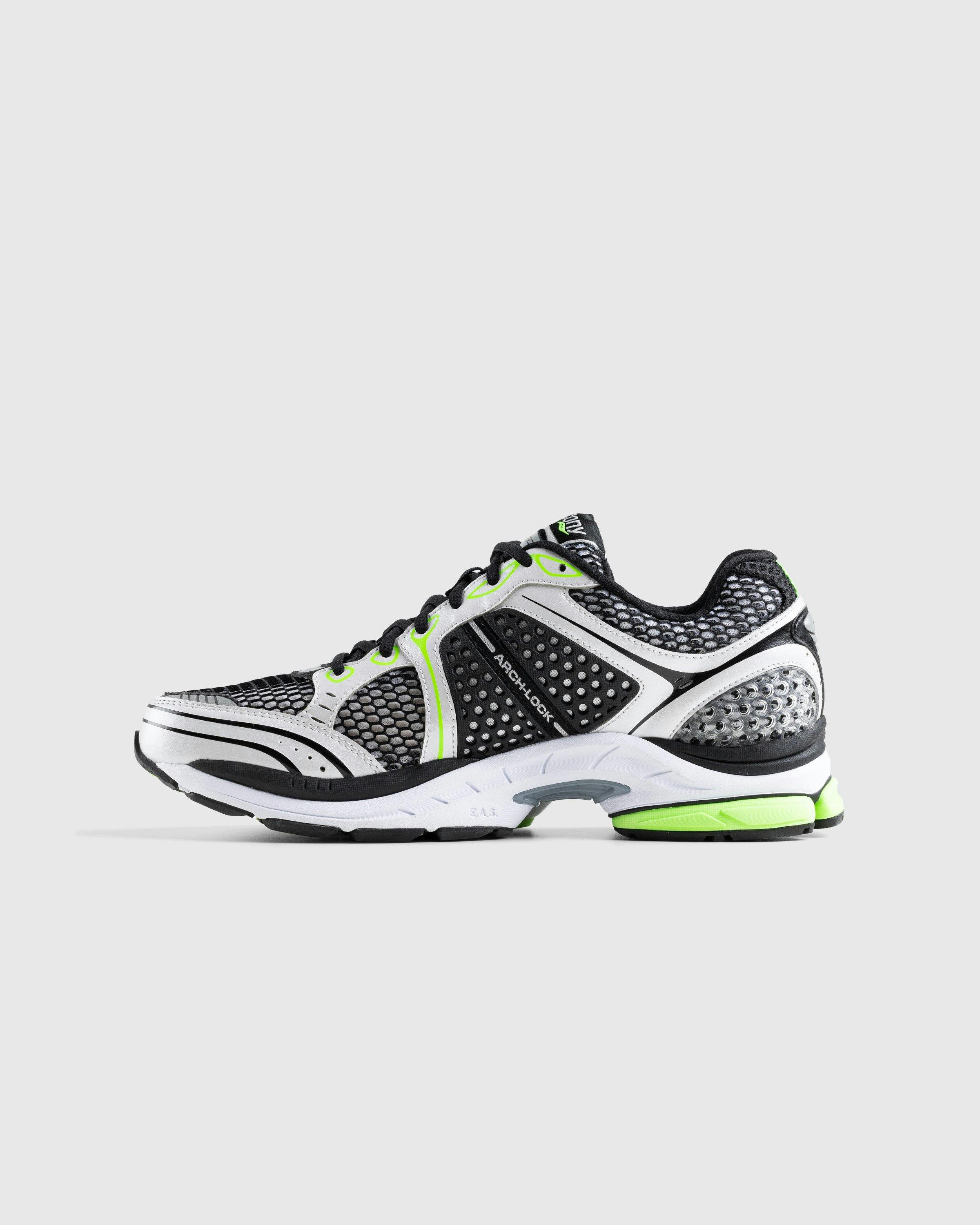 Saucony - ProGrid Triumph 4 Black/Silver - Footwear - Black - Image 2